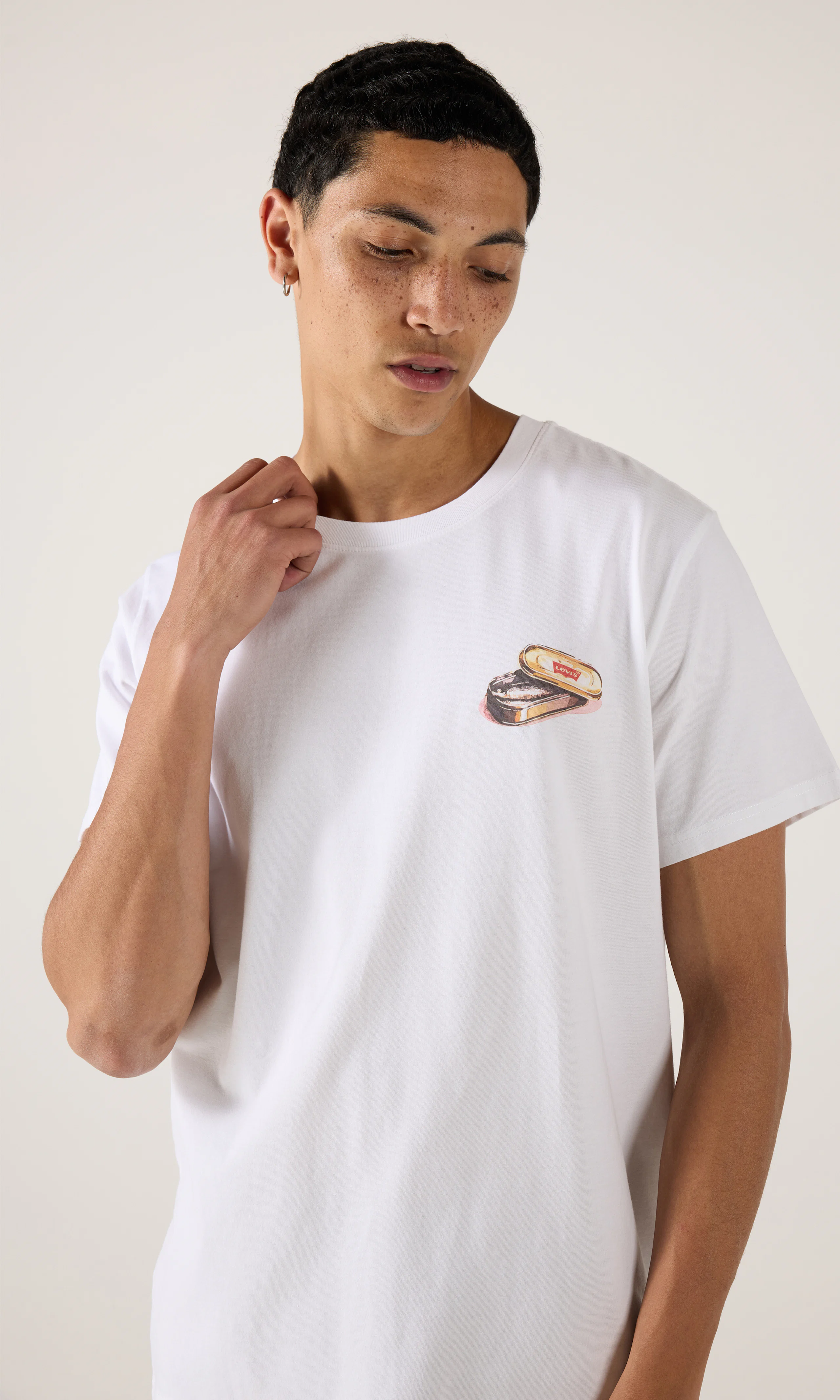 Relaxed Fit Tee Hvit T-Skjorte. Front 1. Model.