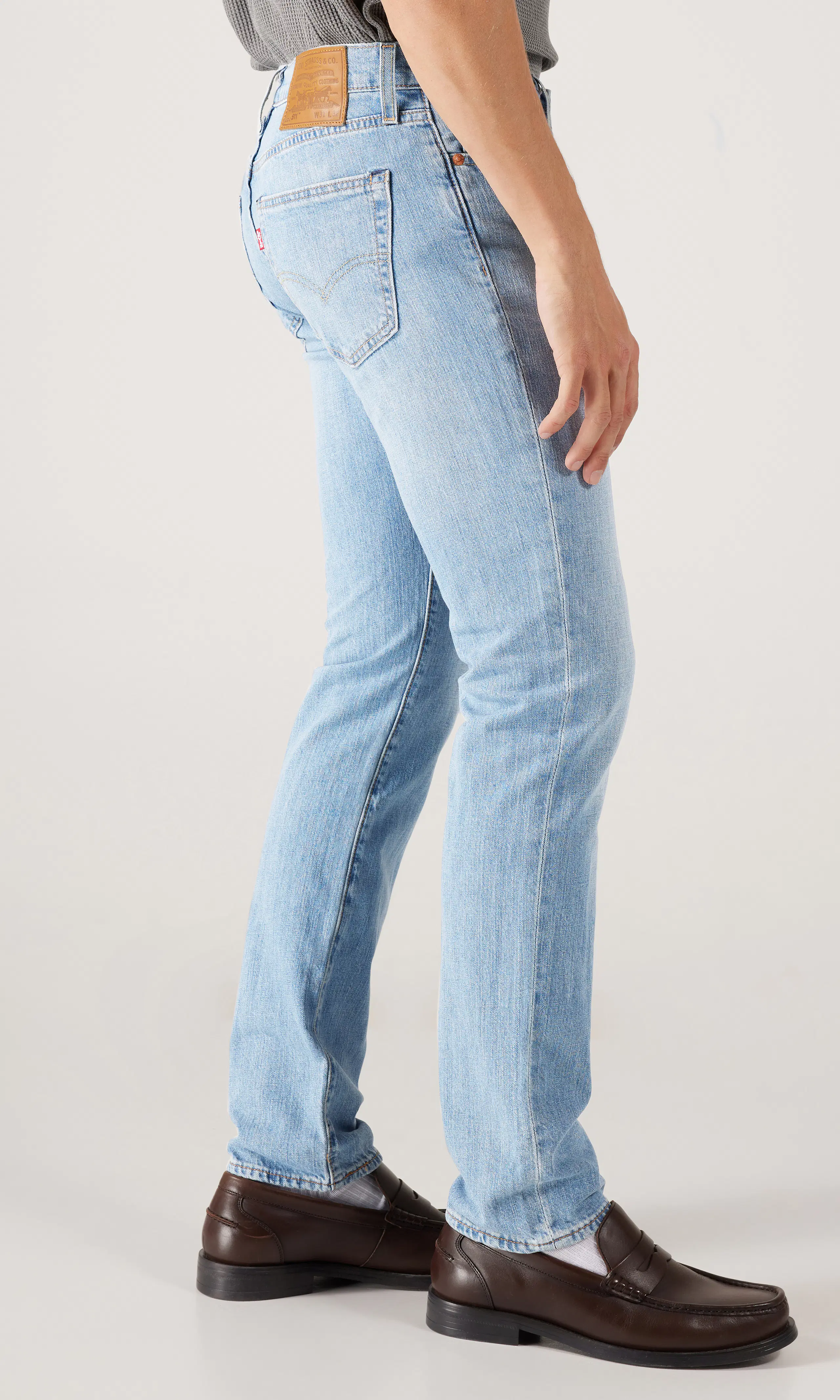 511™ Slim Farkut. Front 2. Model.