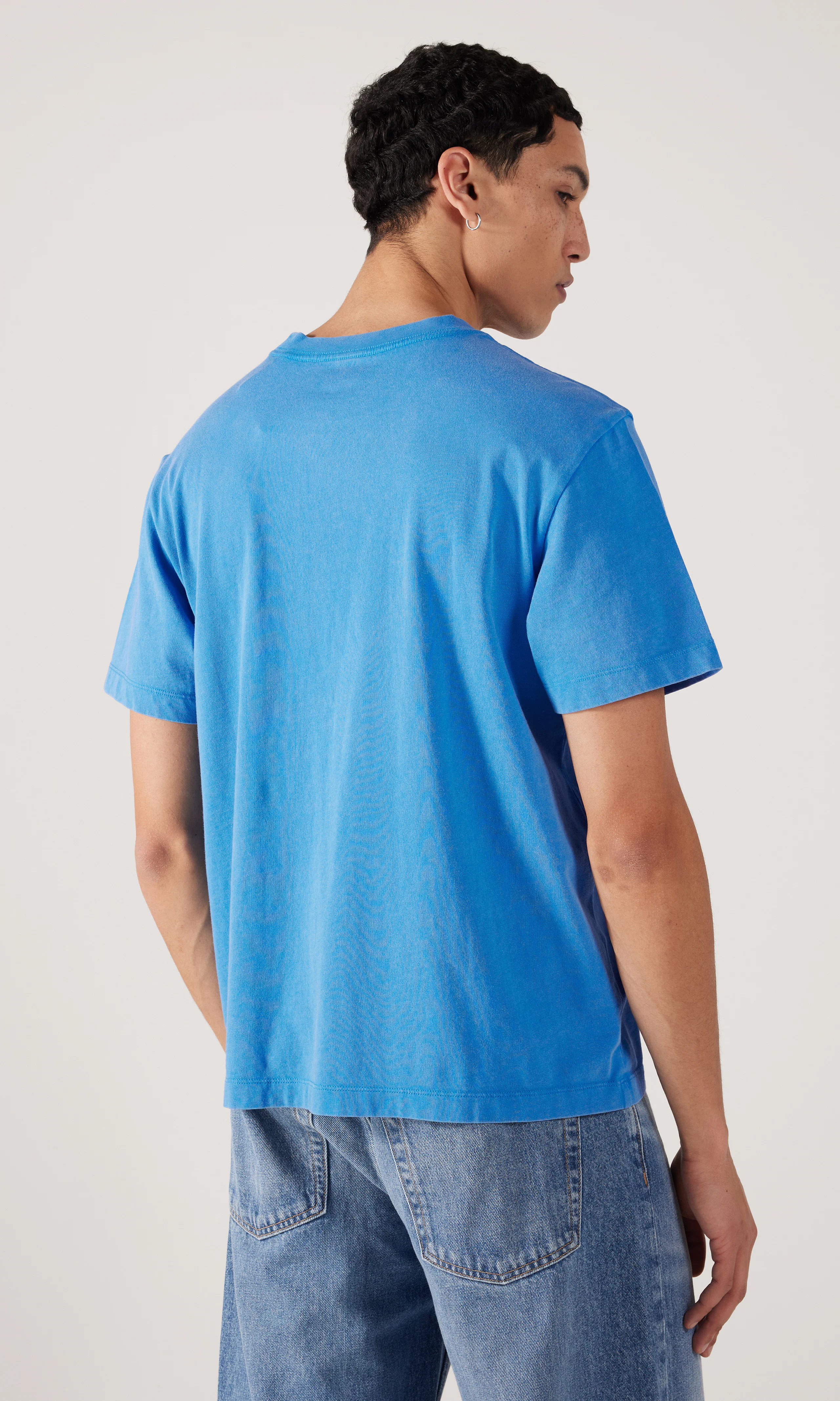 Acid Wash Logo Sininen T-Paita. Back. Model.