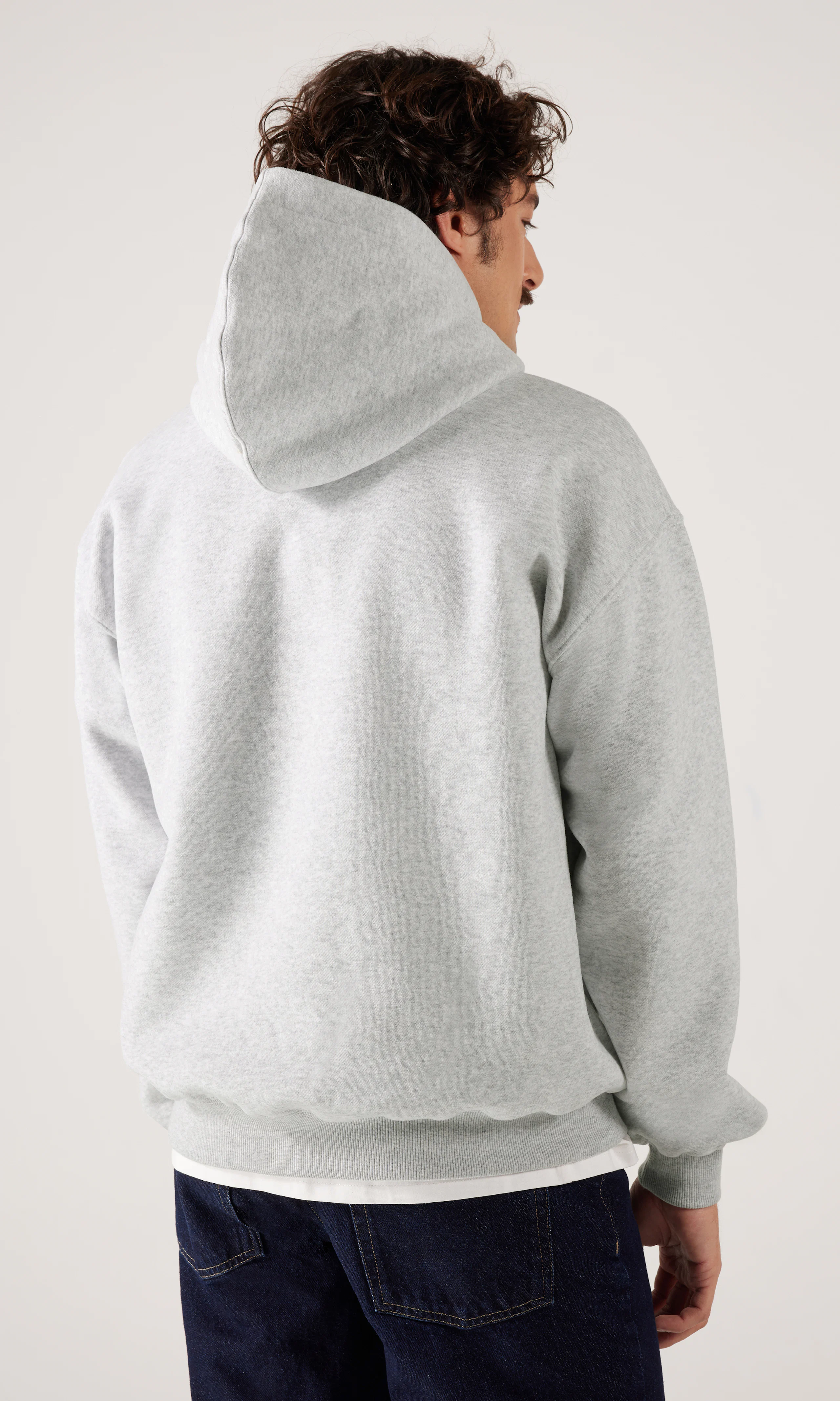 Hood St Barts Hettegenser. Back. Model.