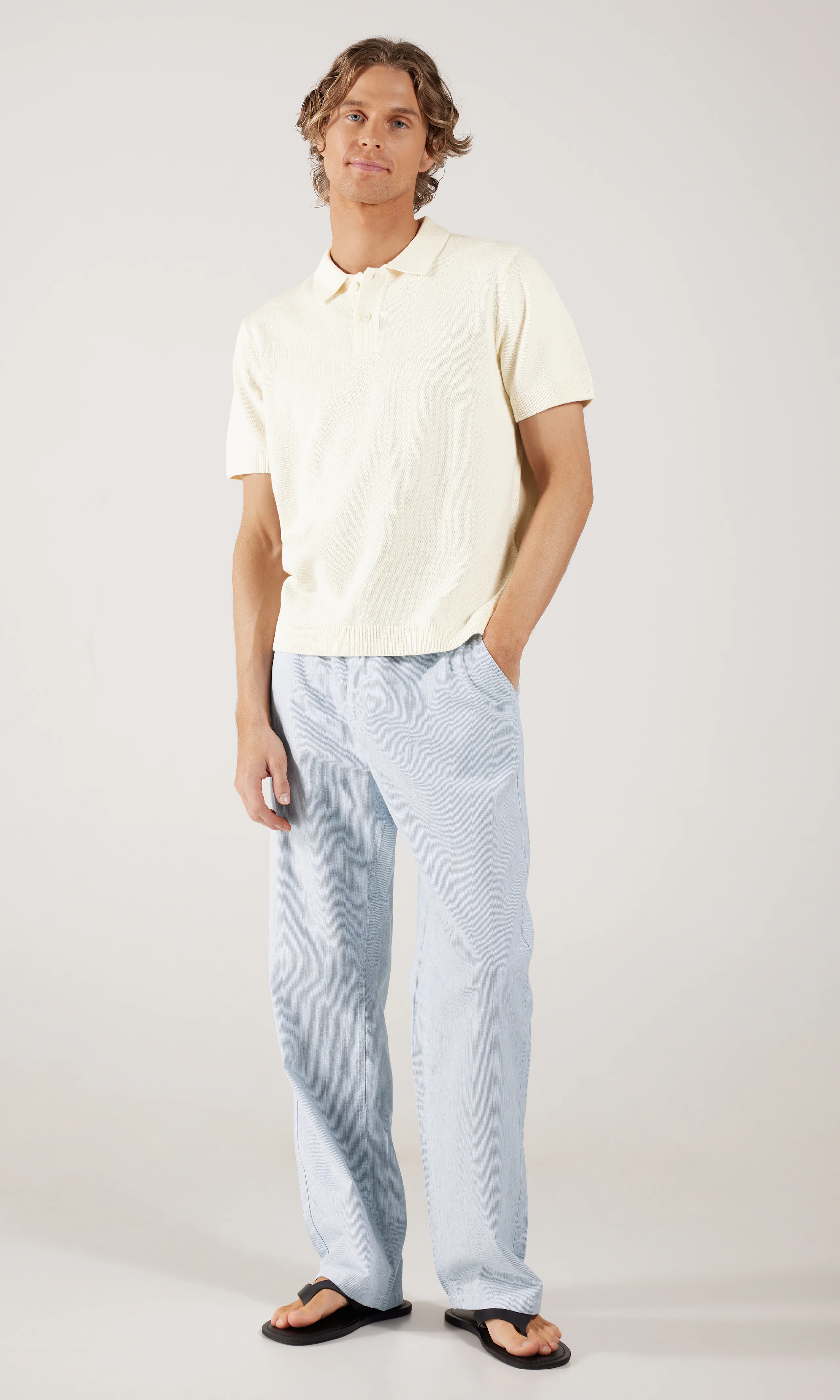 Polo Pikétröja. Front 1. Model.