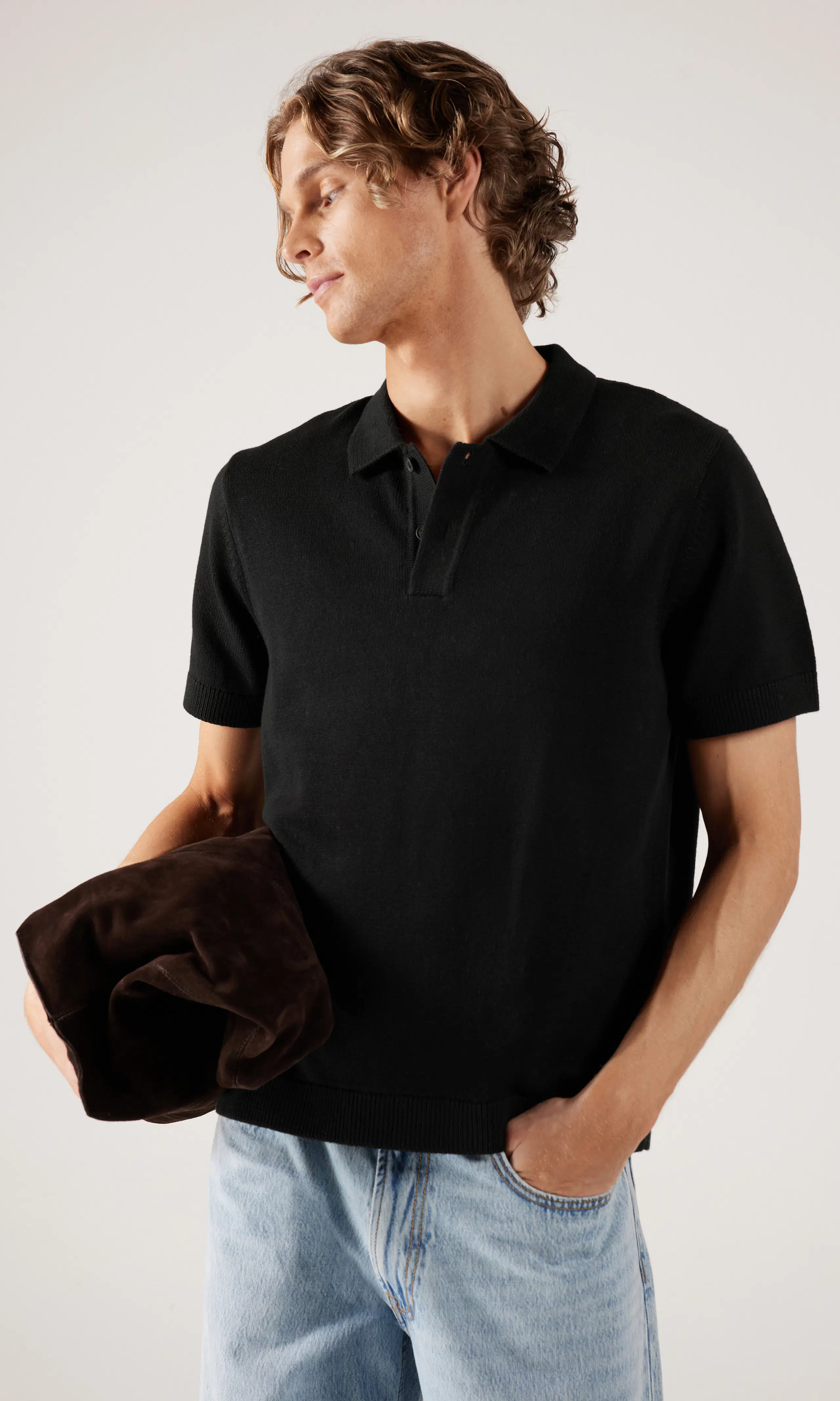 Polo Pikétröja. Front. Model.