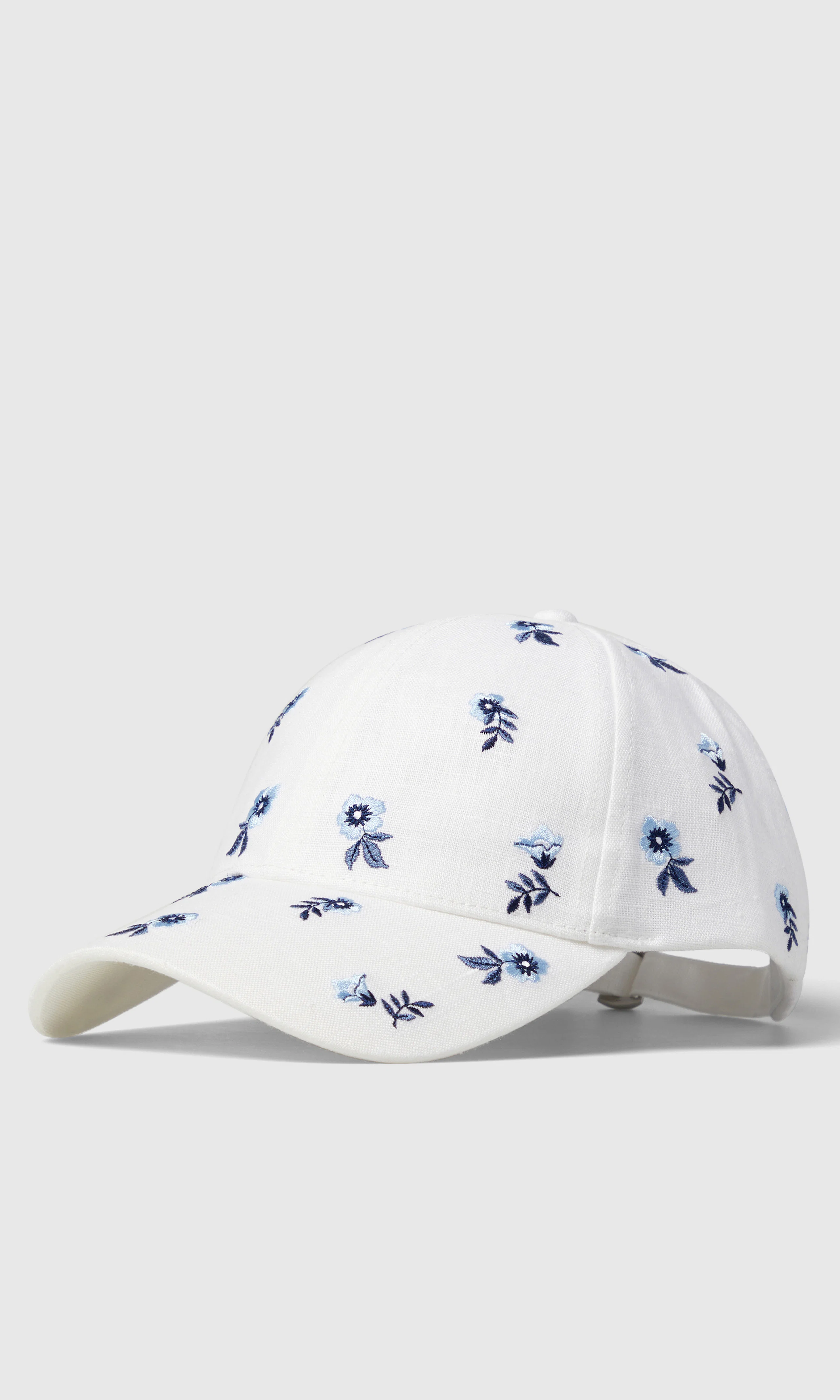 Cappy Lin Keps. Front. Flat.