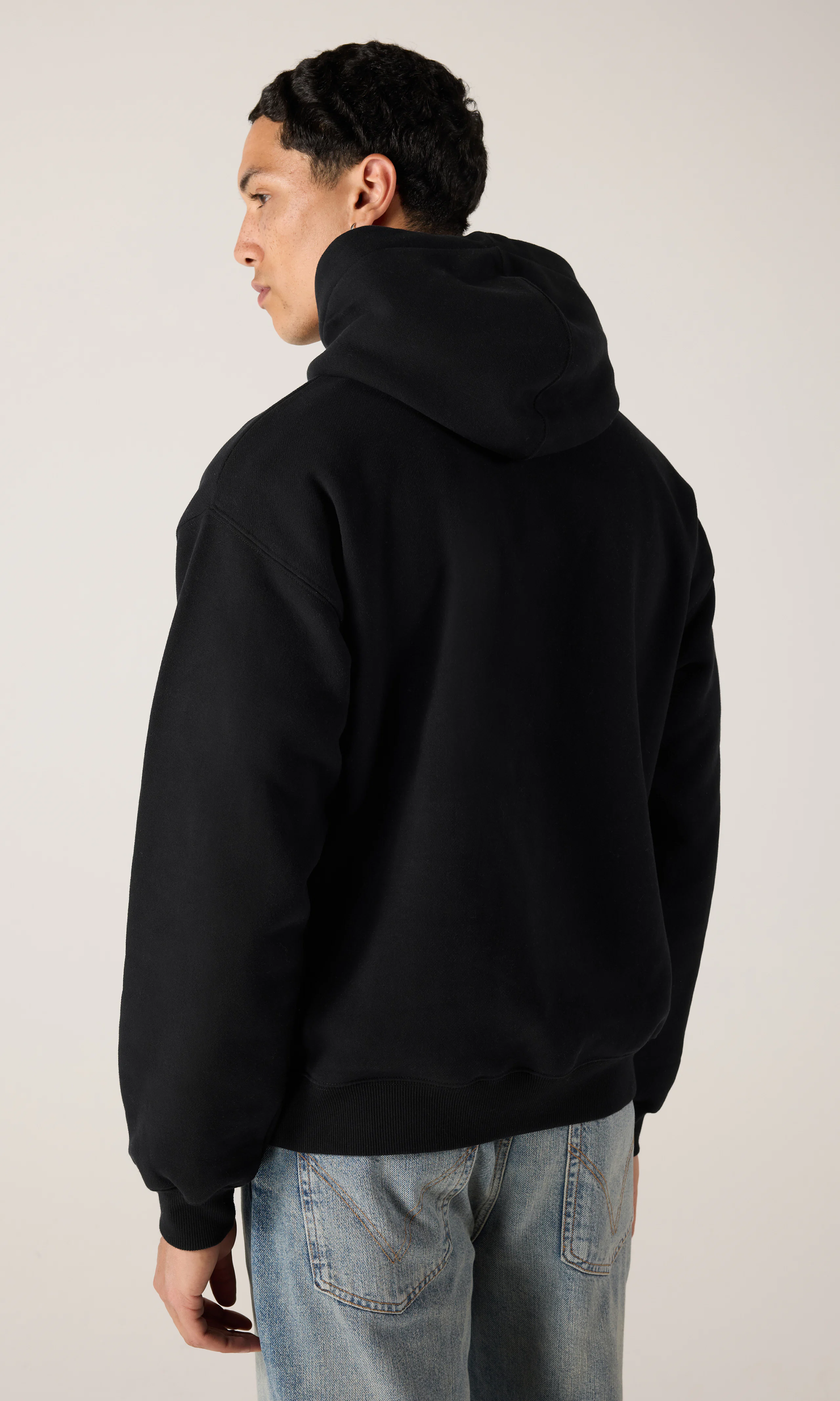 New Hood Hettegenser. Back. Model.