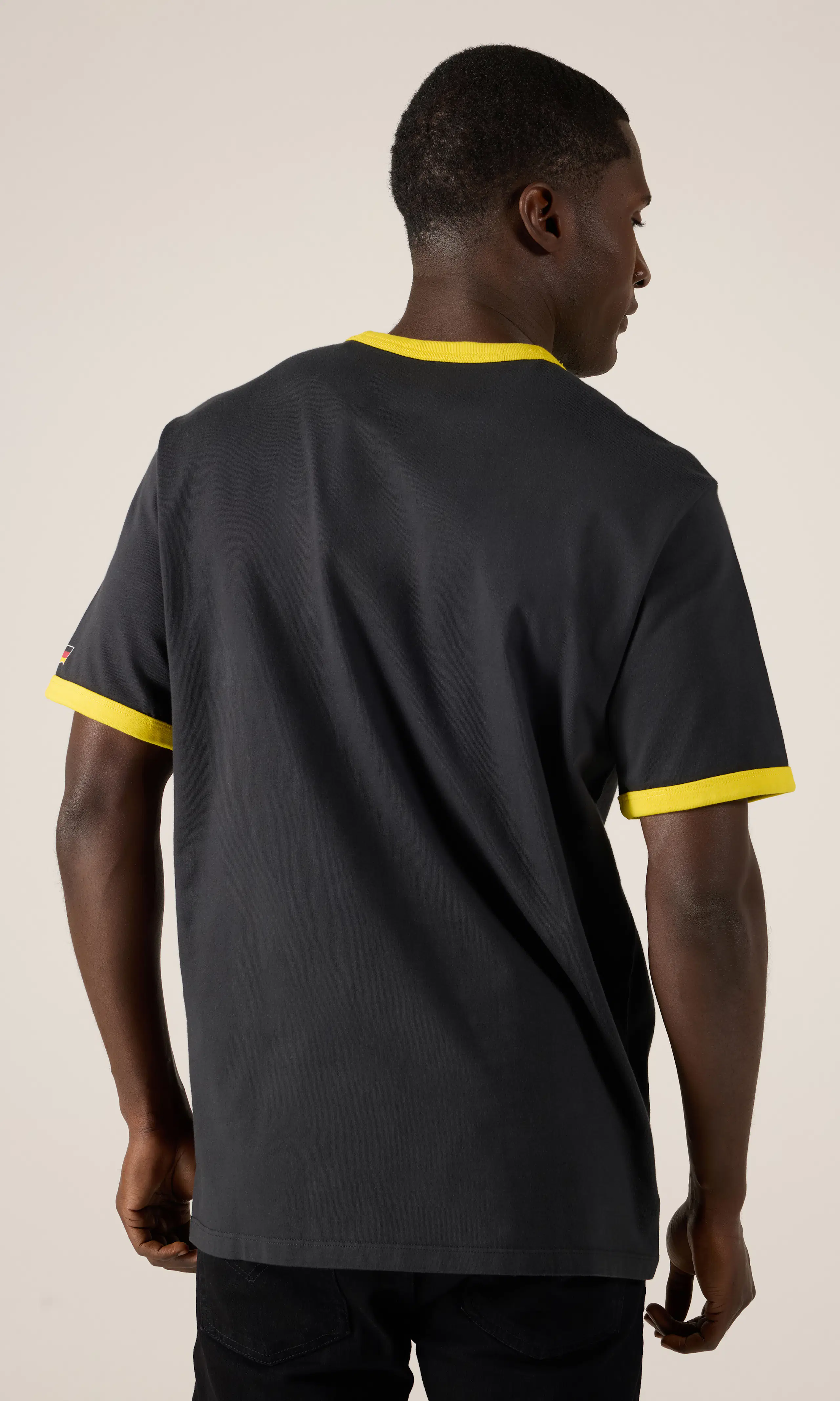 Germany Retro Ringer Tee T-Skjorte. Back. Model.