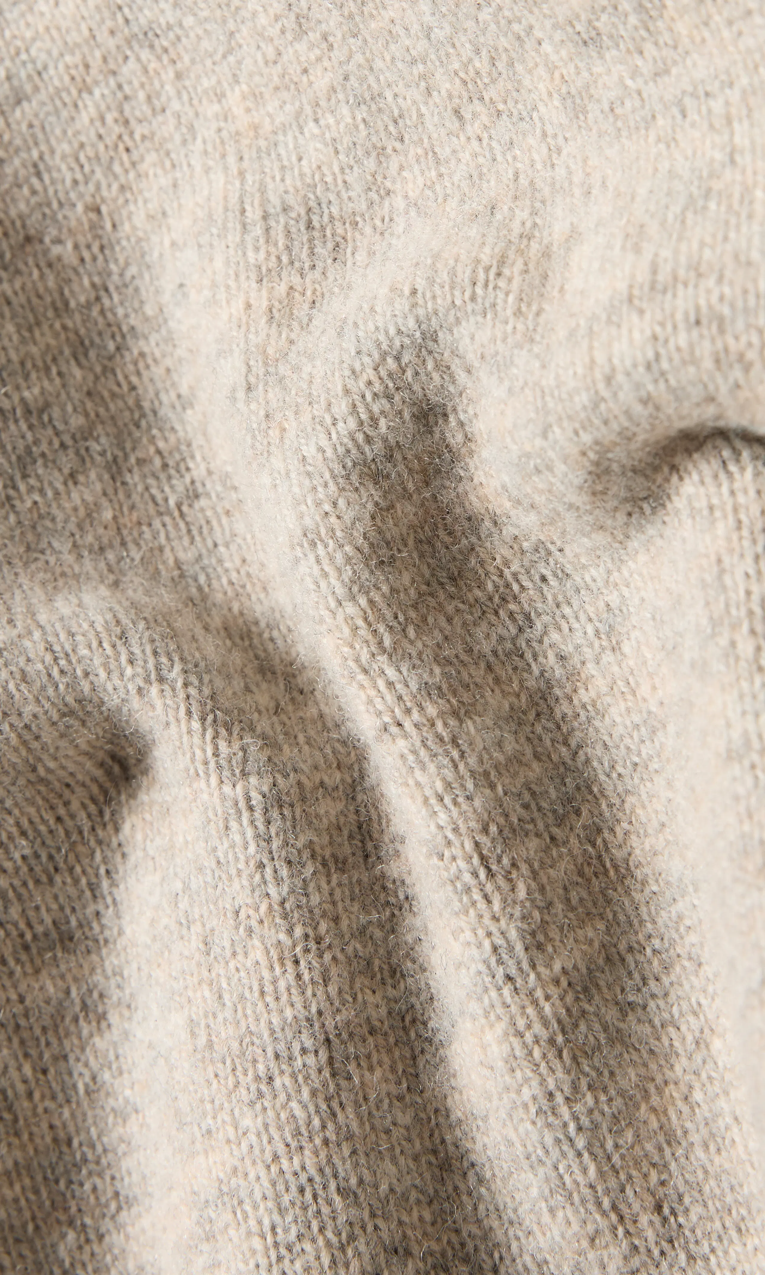 Merino Hood Huvtröja. Detail 2. Flat.