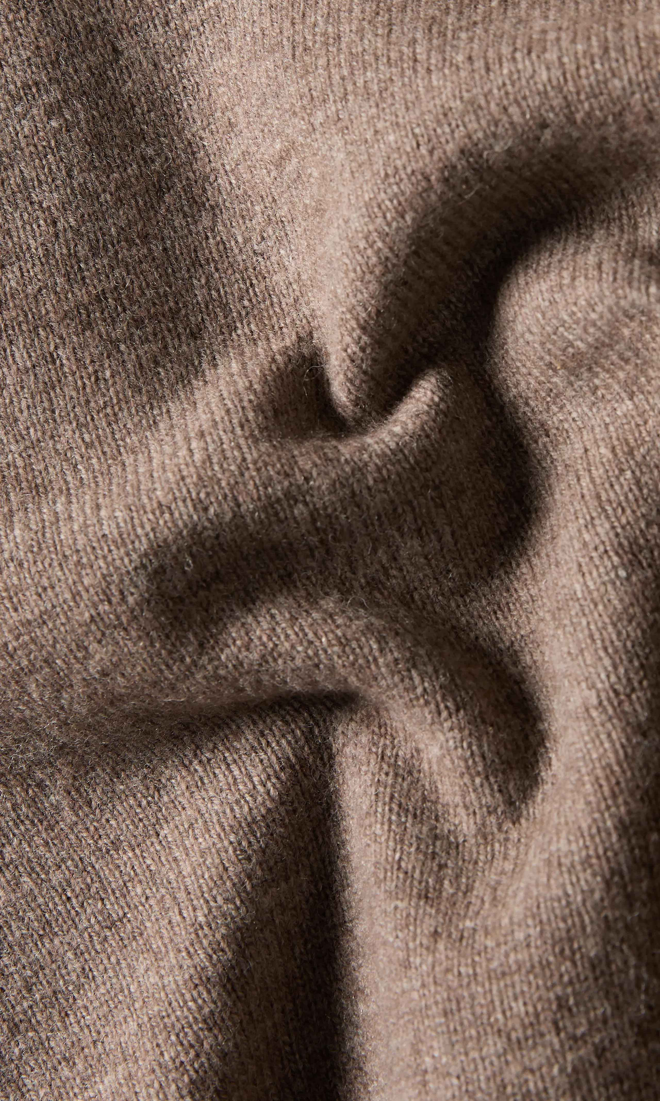 Merino Half Zip Strikkegenser. Detail 2. Flat.