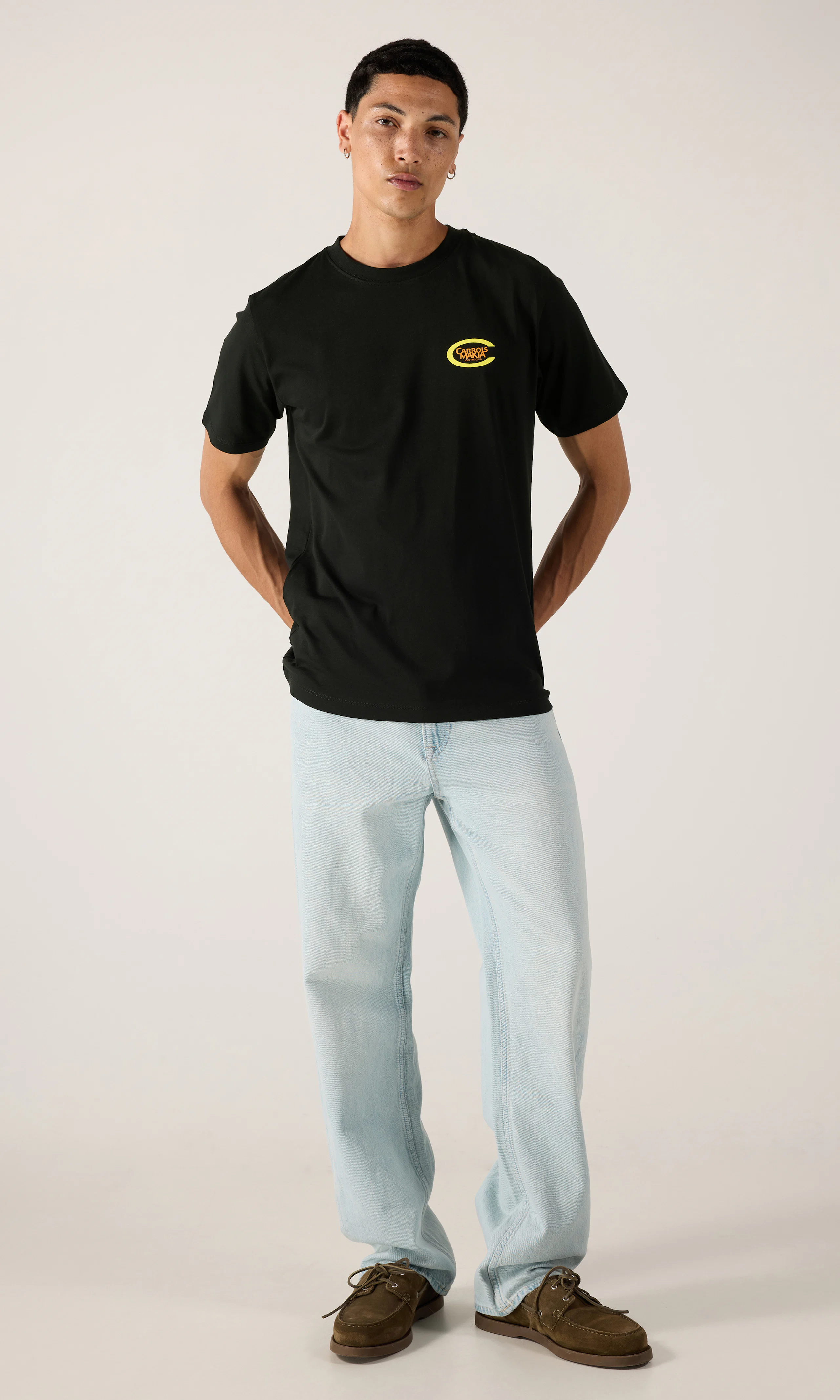 Club Burger T-Paita. Front 1. Model.
