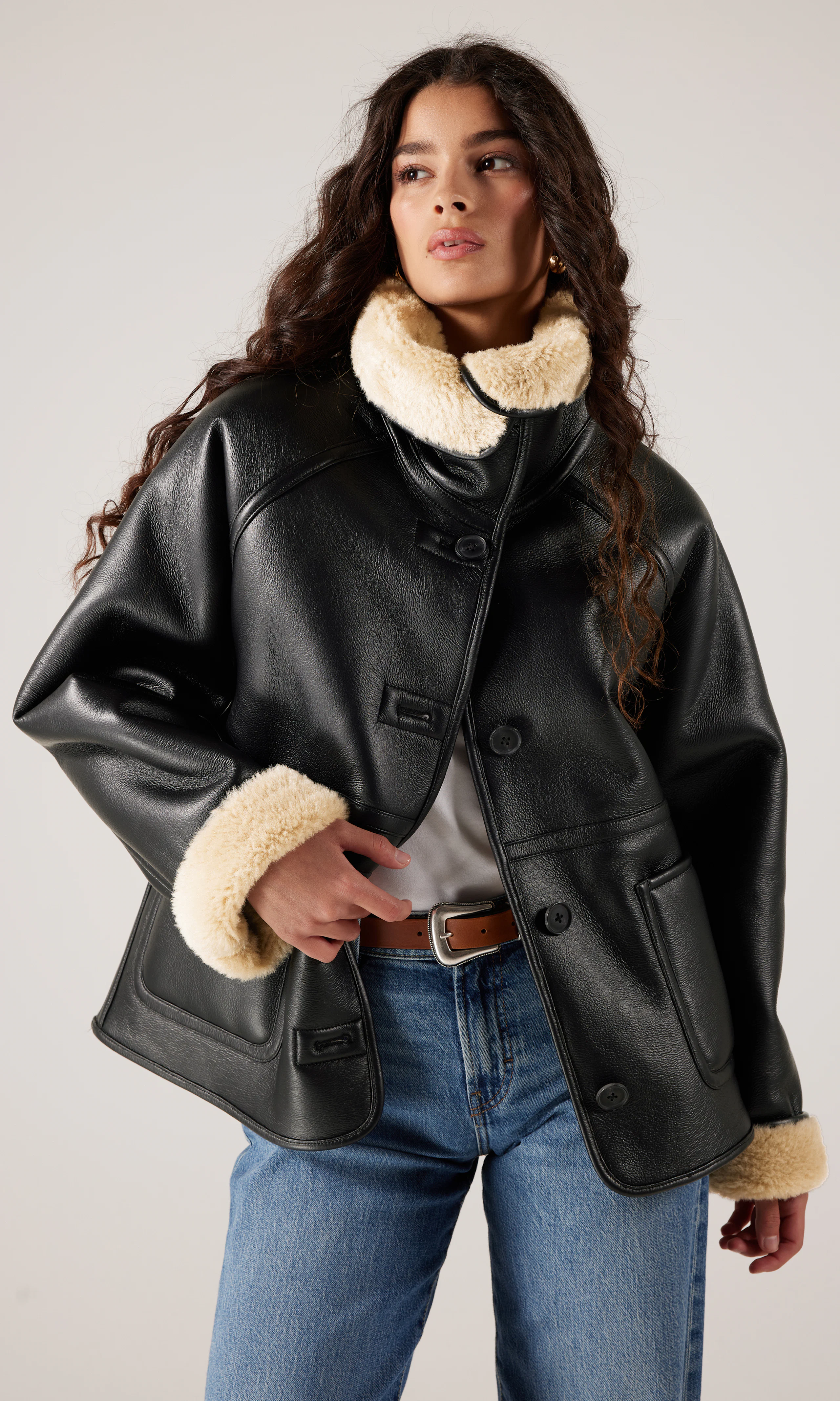 Shearling Vegan Leather Takki. Front. Model.