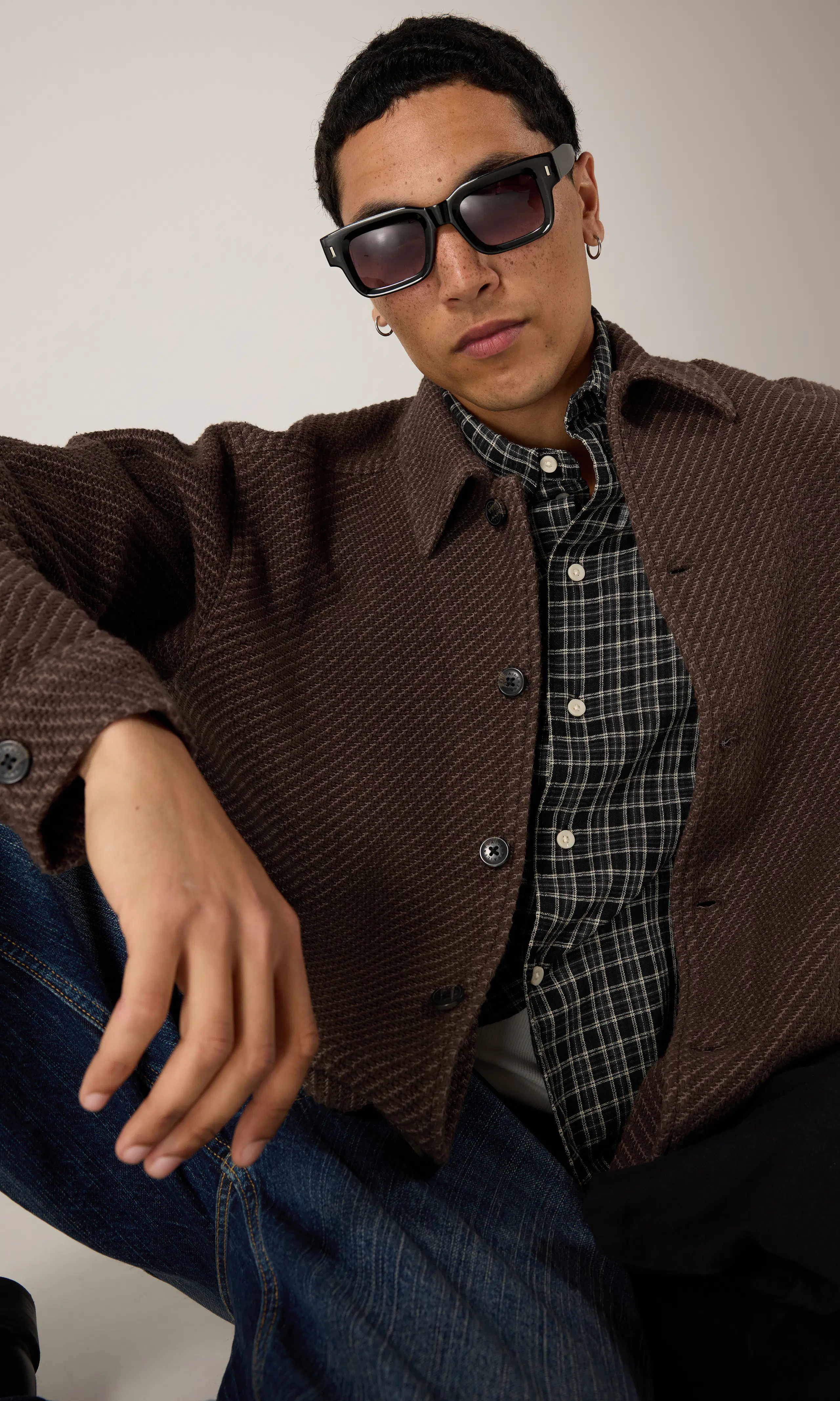 Mercer Brun Overshirt. Front. Model.