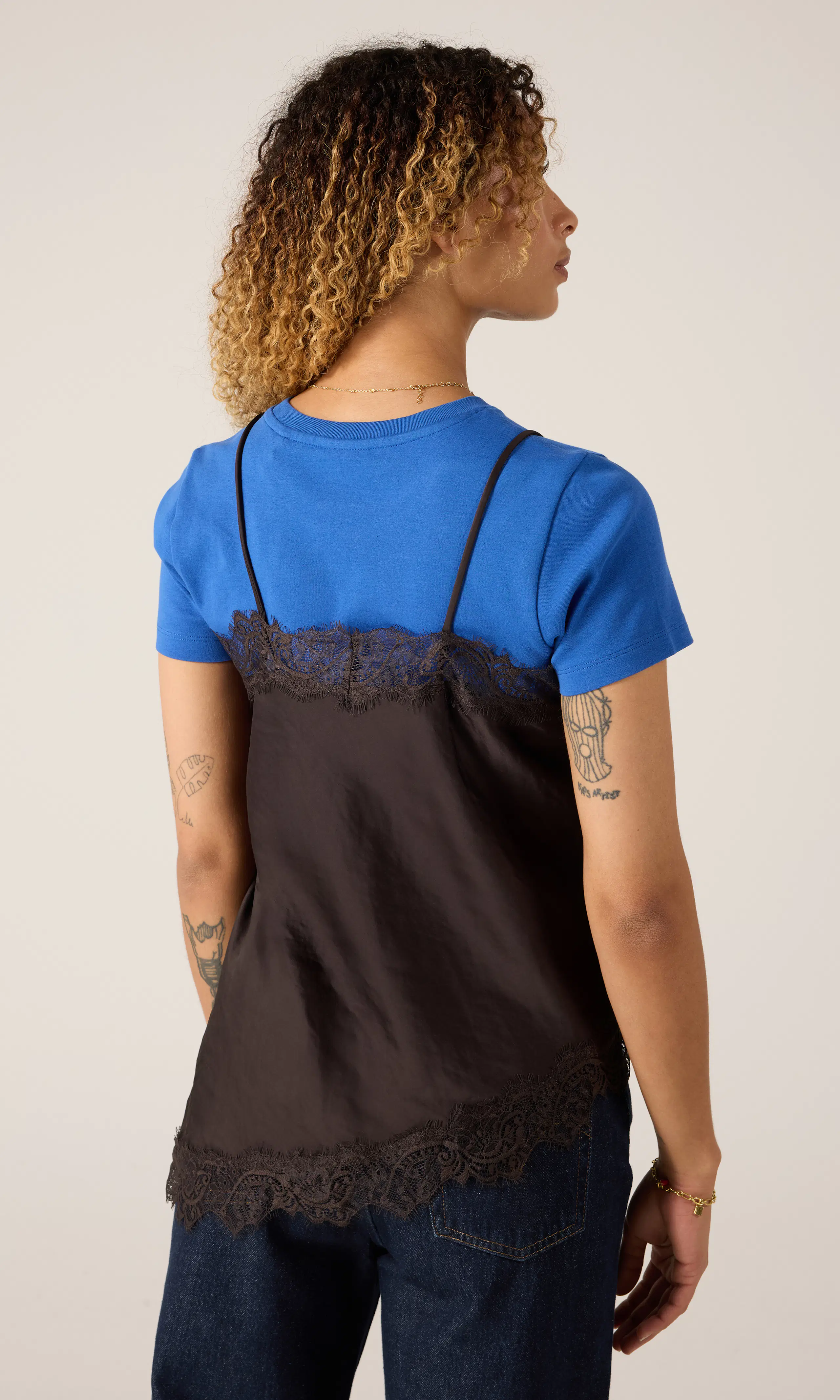 Sally Topp. Back. Model.