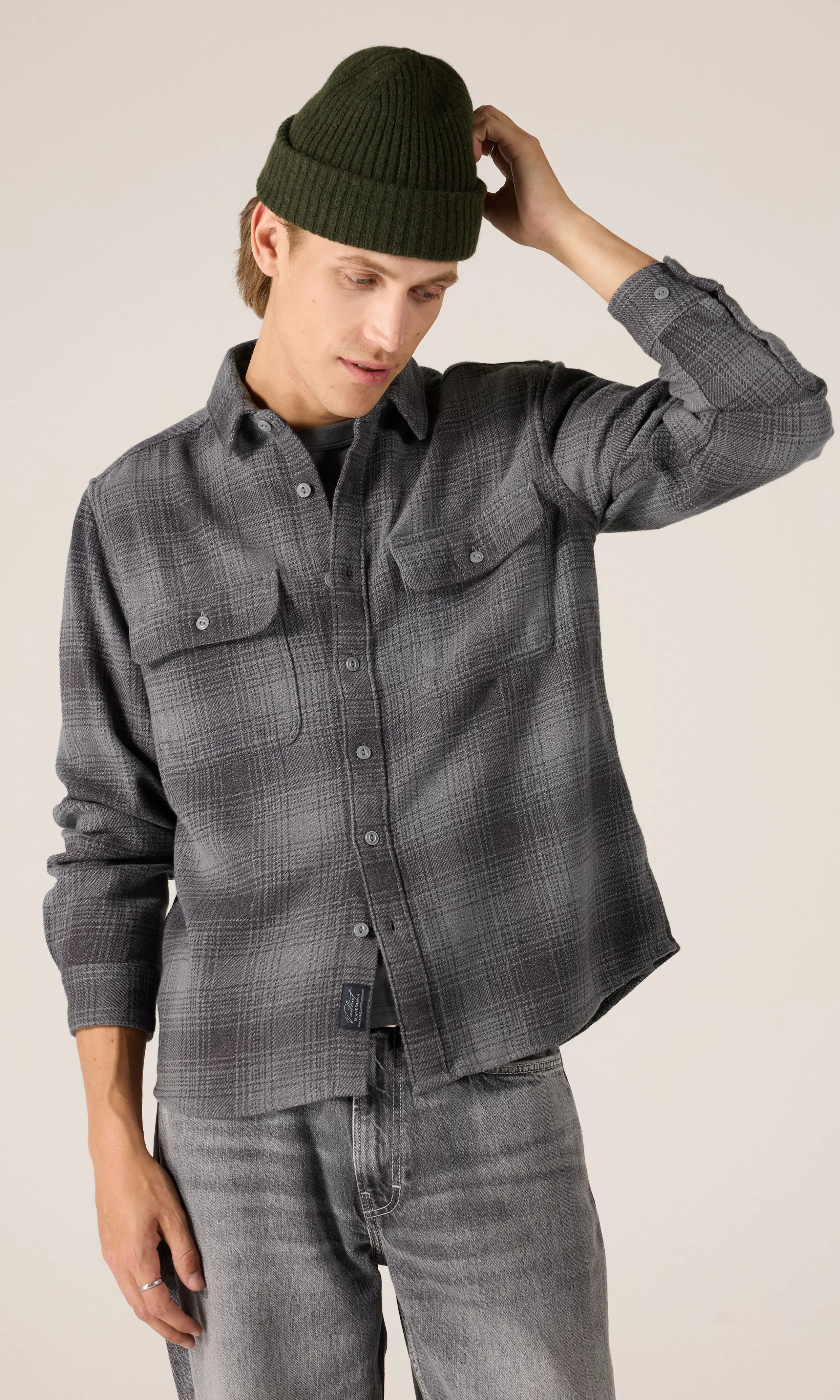 Worker Rutete Flanellskjorte. Front. Model.