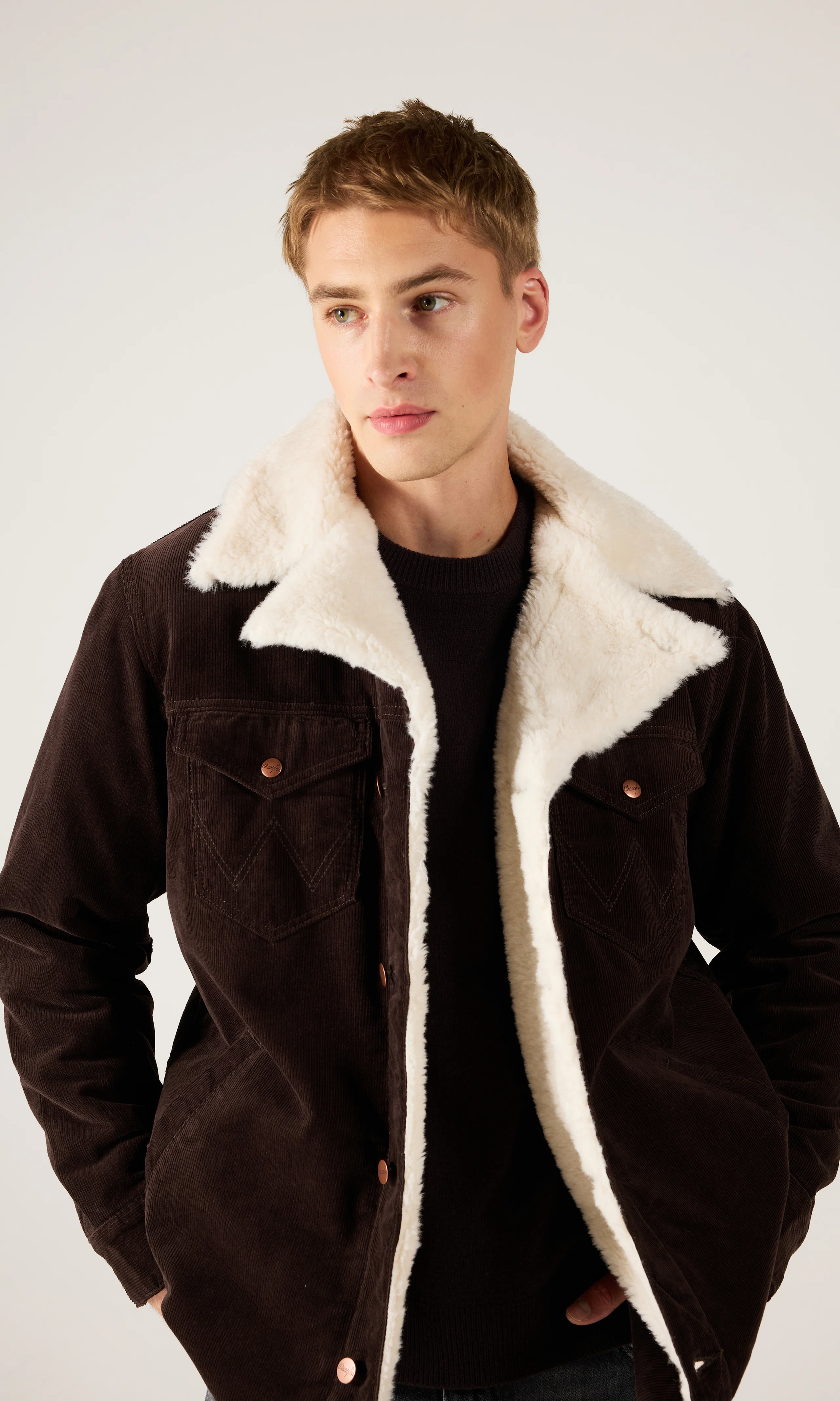 Regular Wrange Coat Kåpe. Front. Model.