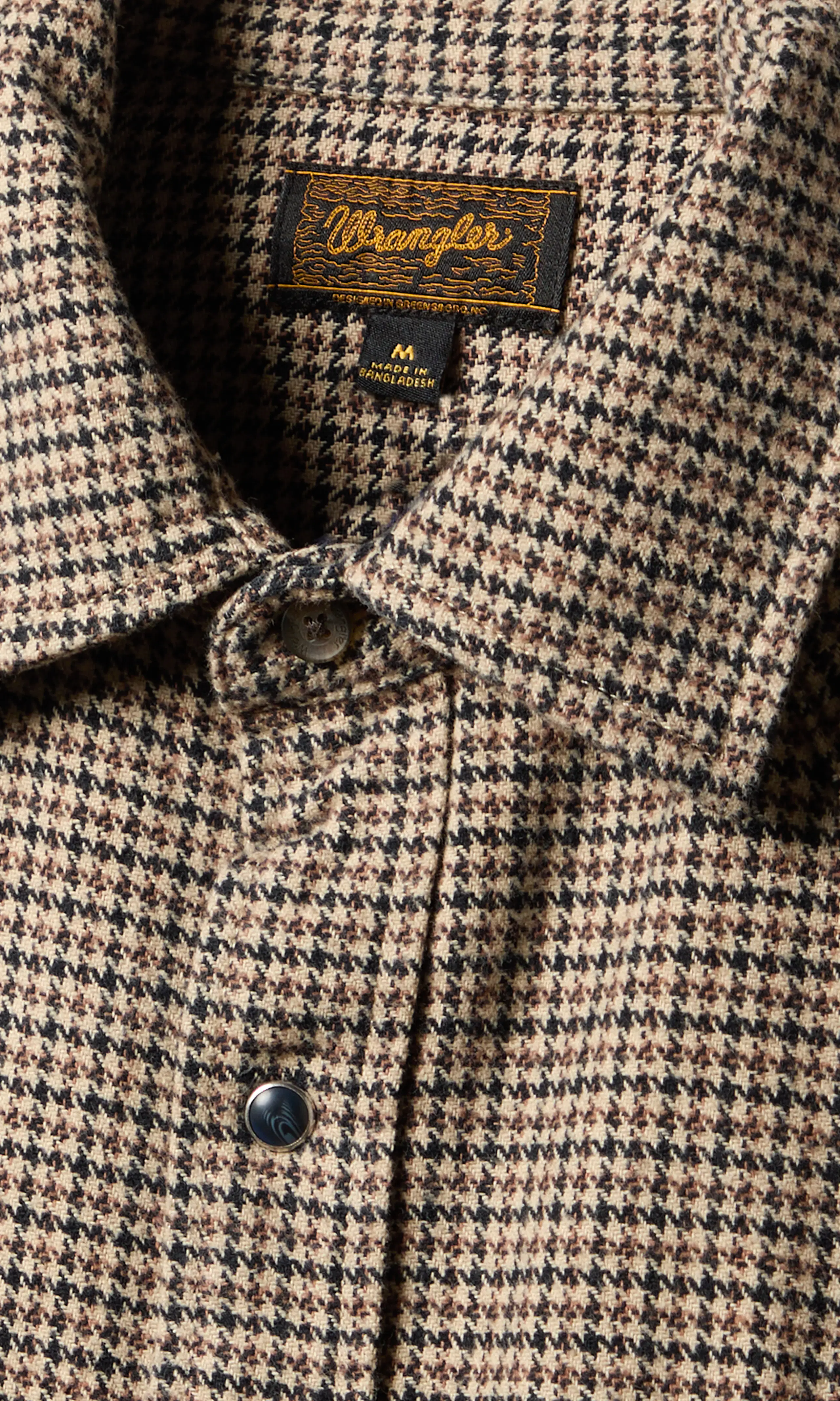 Western Beige Rutig Skjorta. Detail 1. Flat.