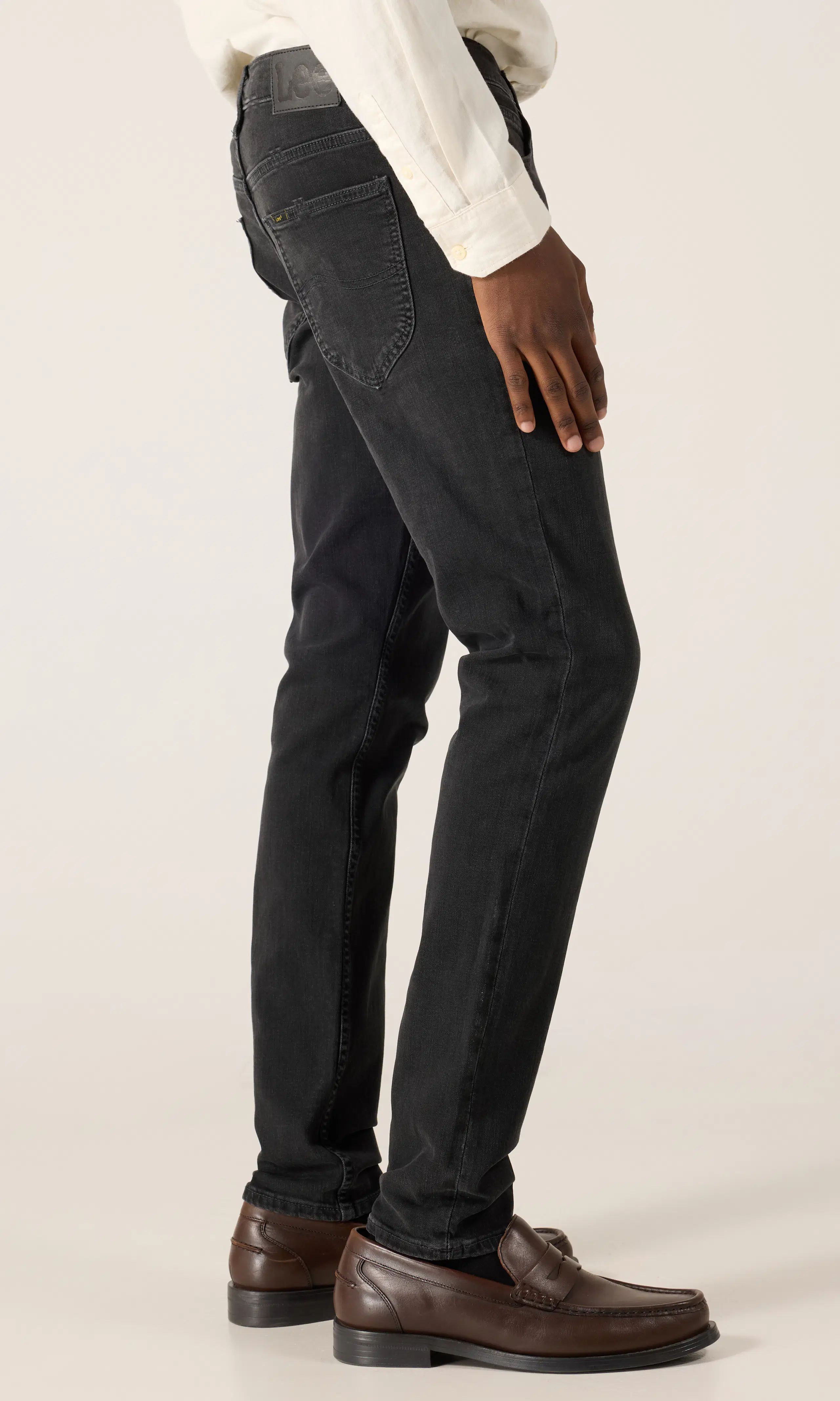 Luke Jeans. Front 2. Model.