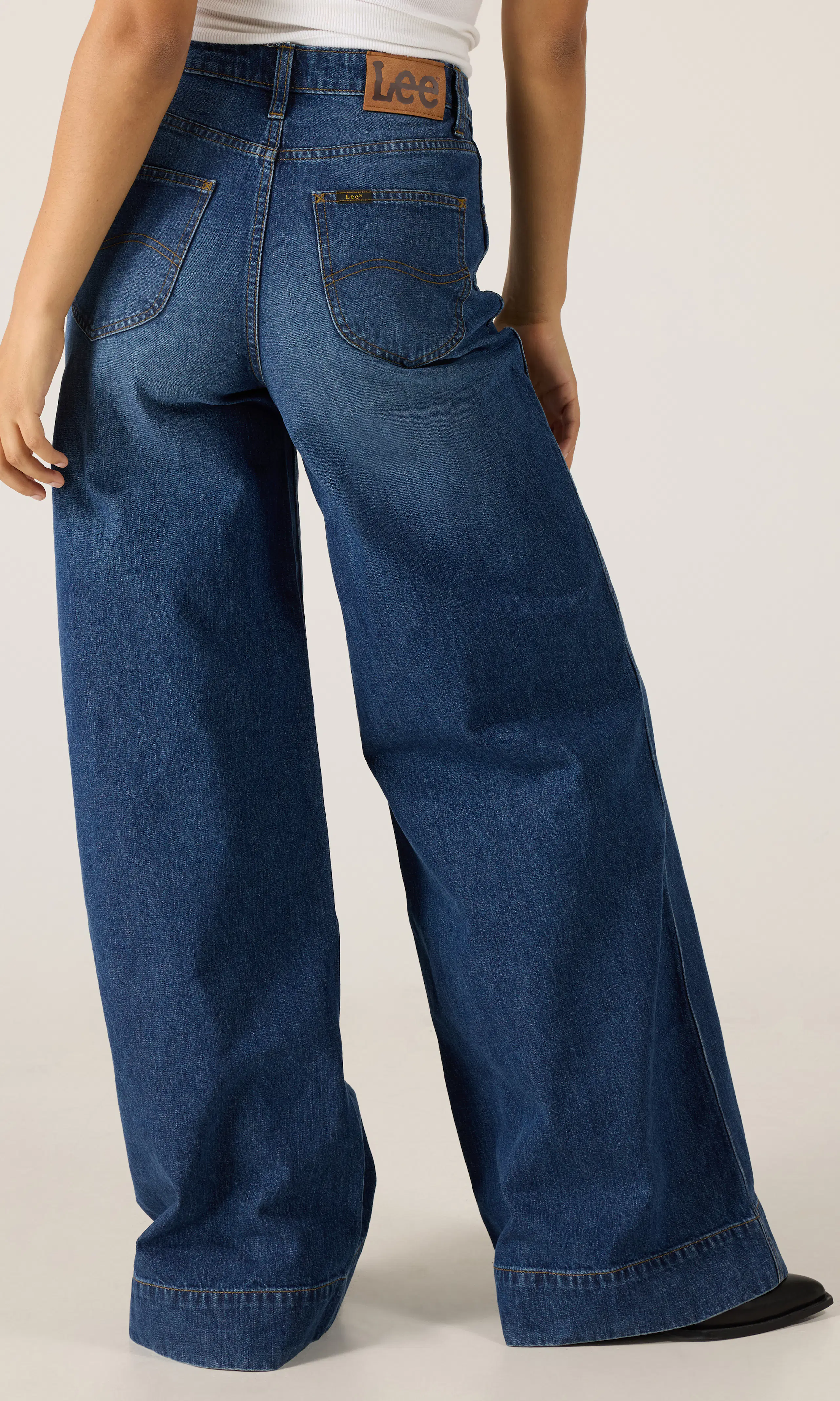 Extreme Stella Jeans. Back. Model.