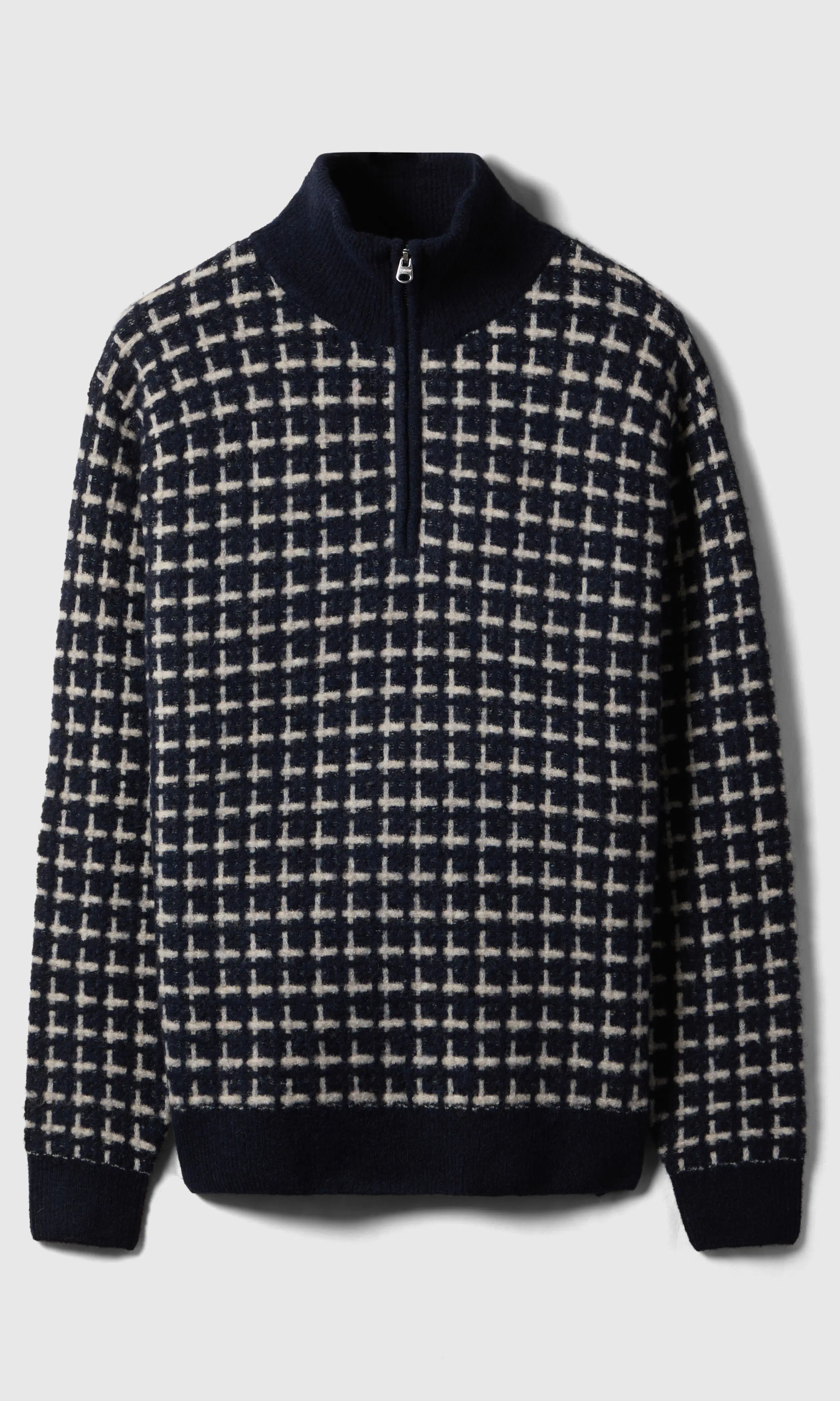 Cross Half Zip Stickad Tröja. Front. Flat.