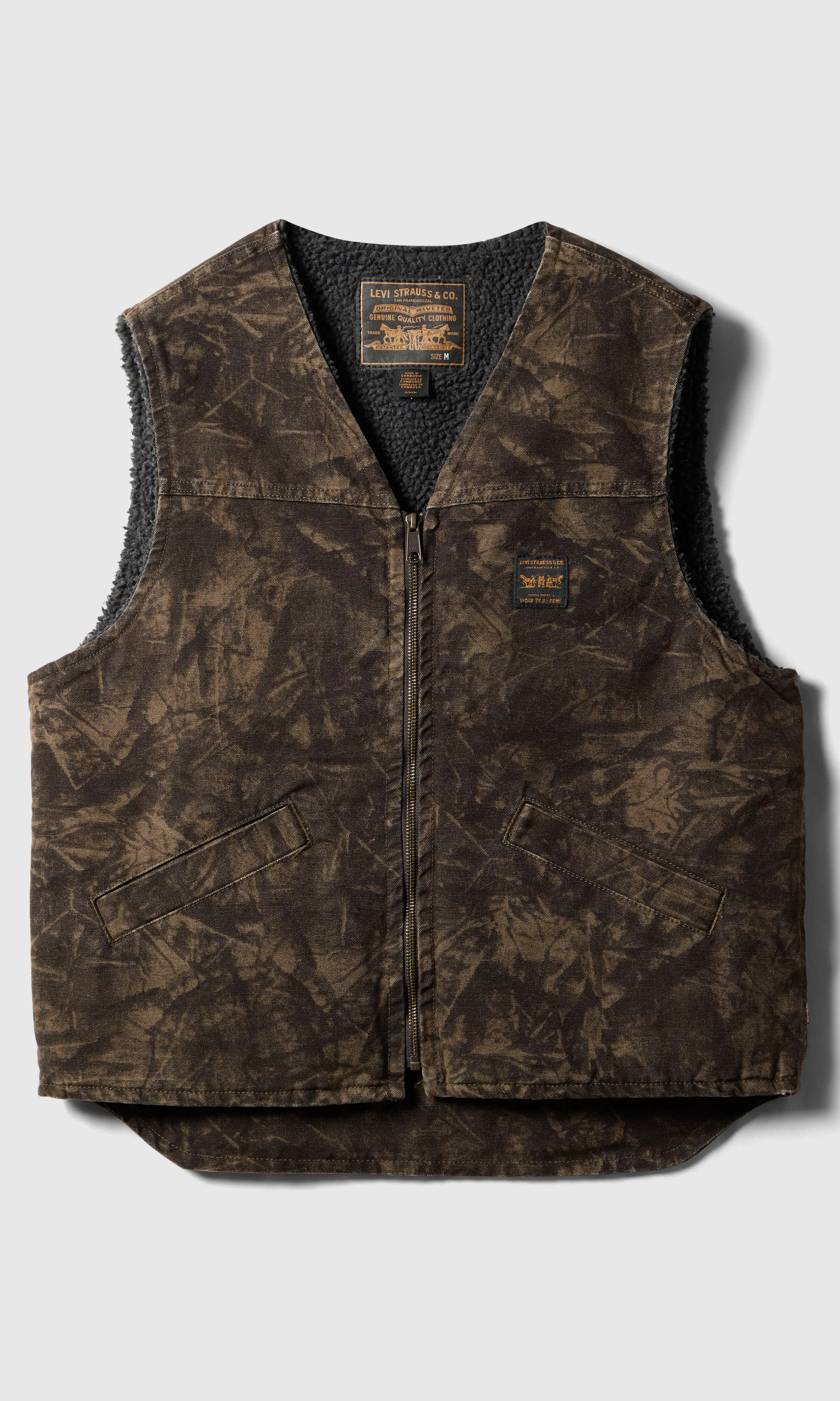 Saratoga Vest. Front. Flat.