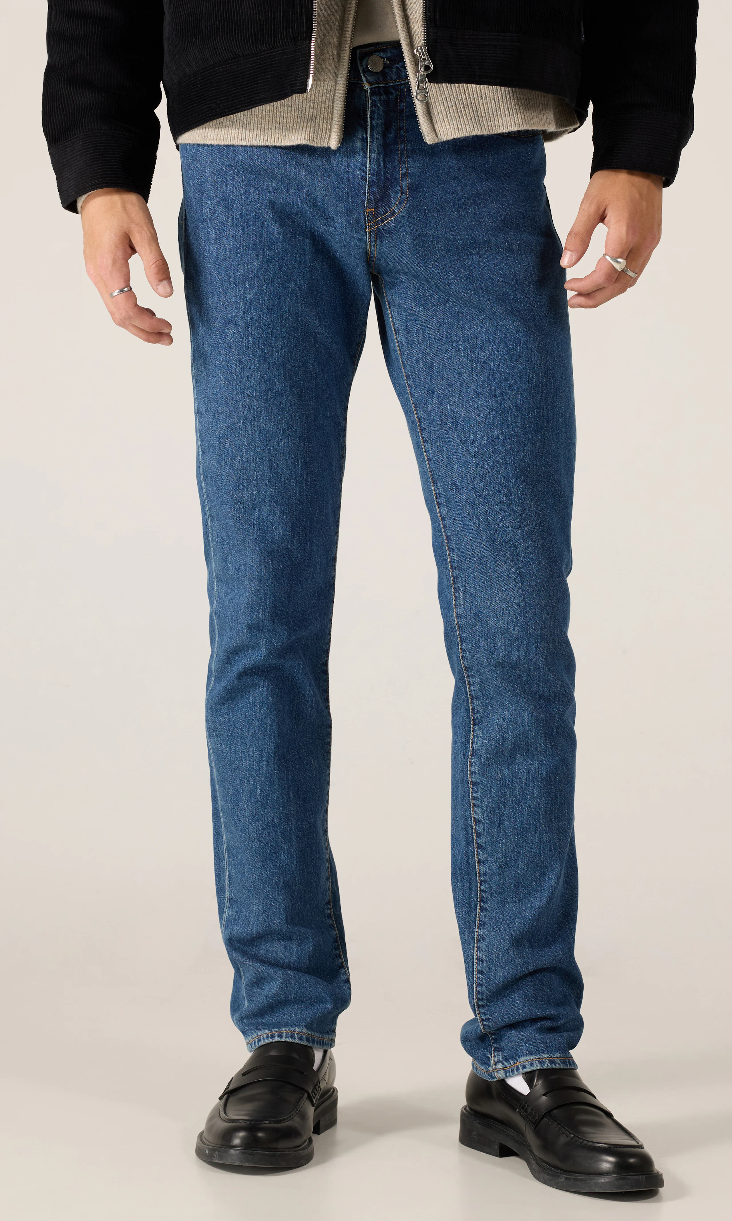 511™ Slim Jeans. Front. Model.
