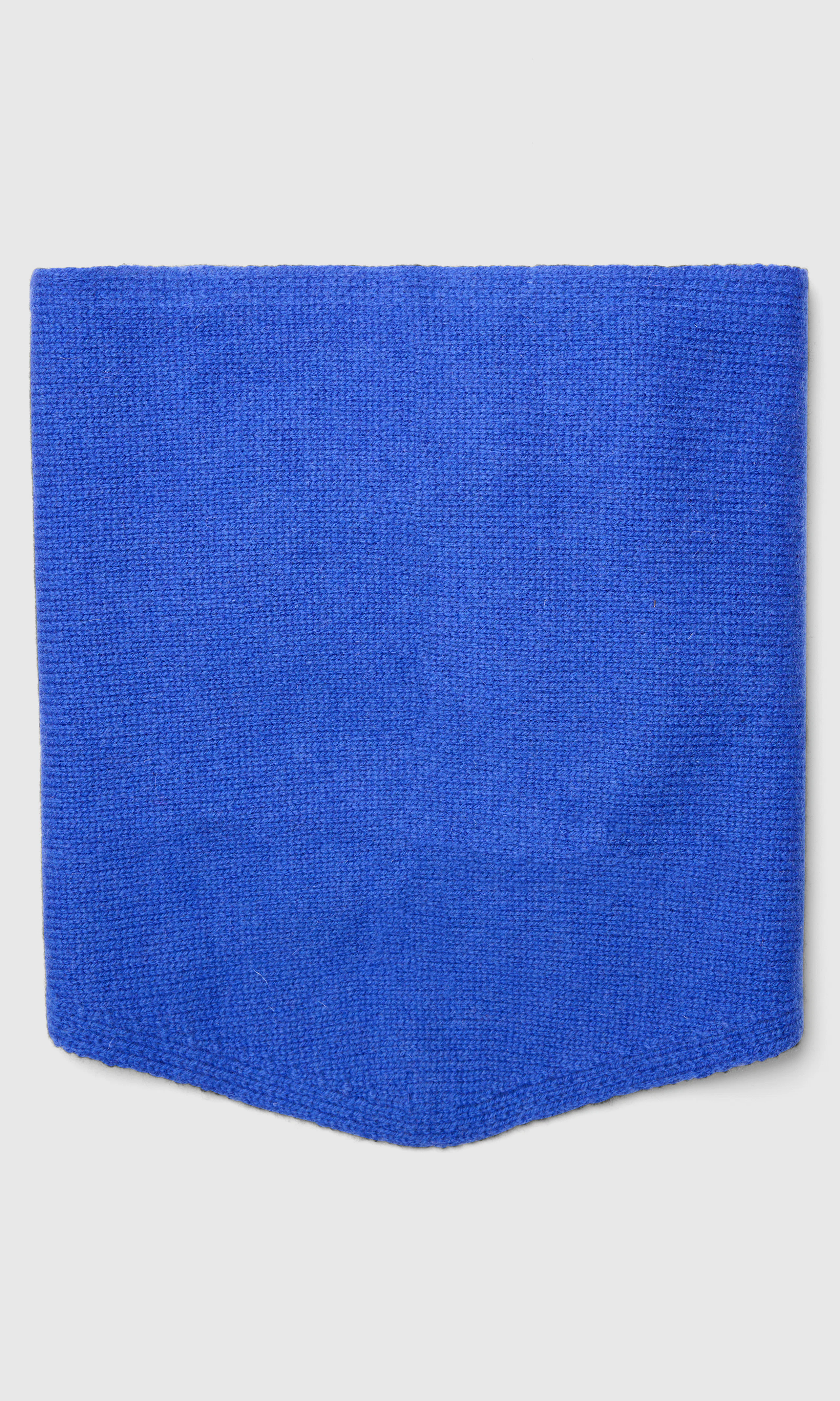 Merino Triangle Scarf. Front. Flat.