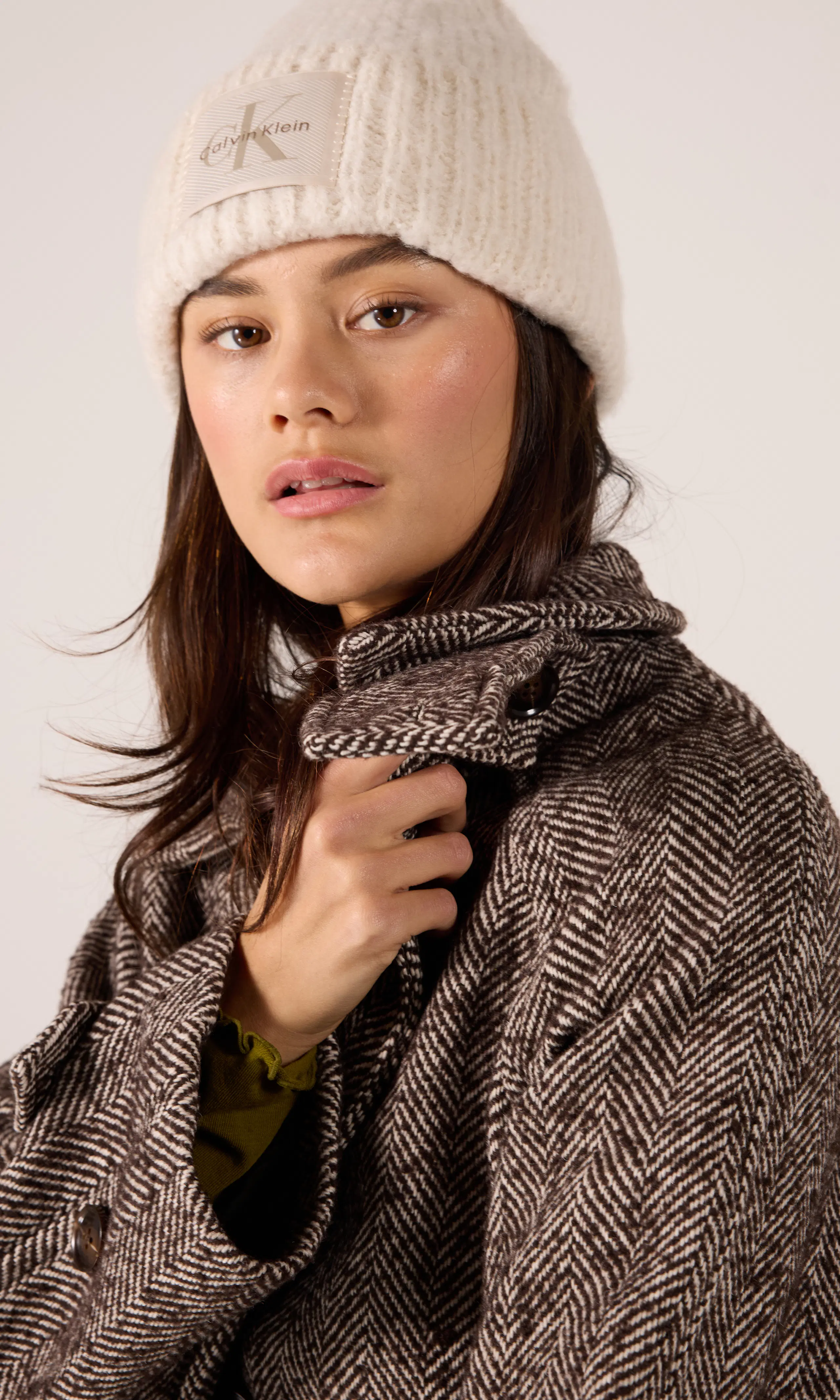 Plush Satin-Lined Pipo. Front. Model.