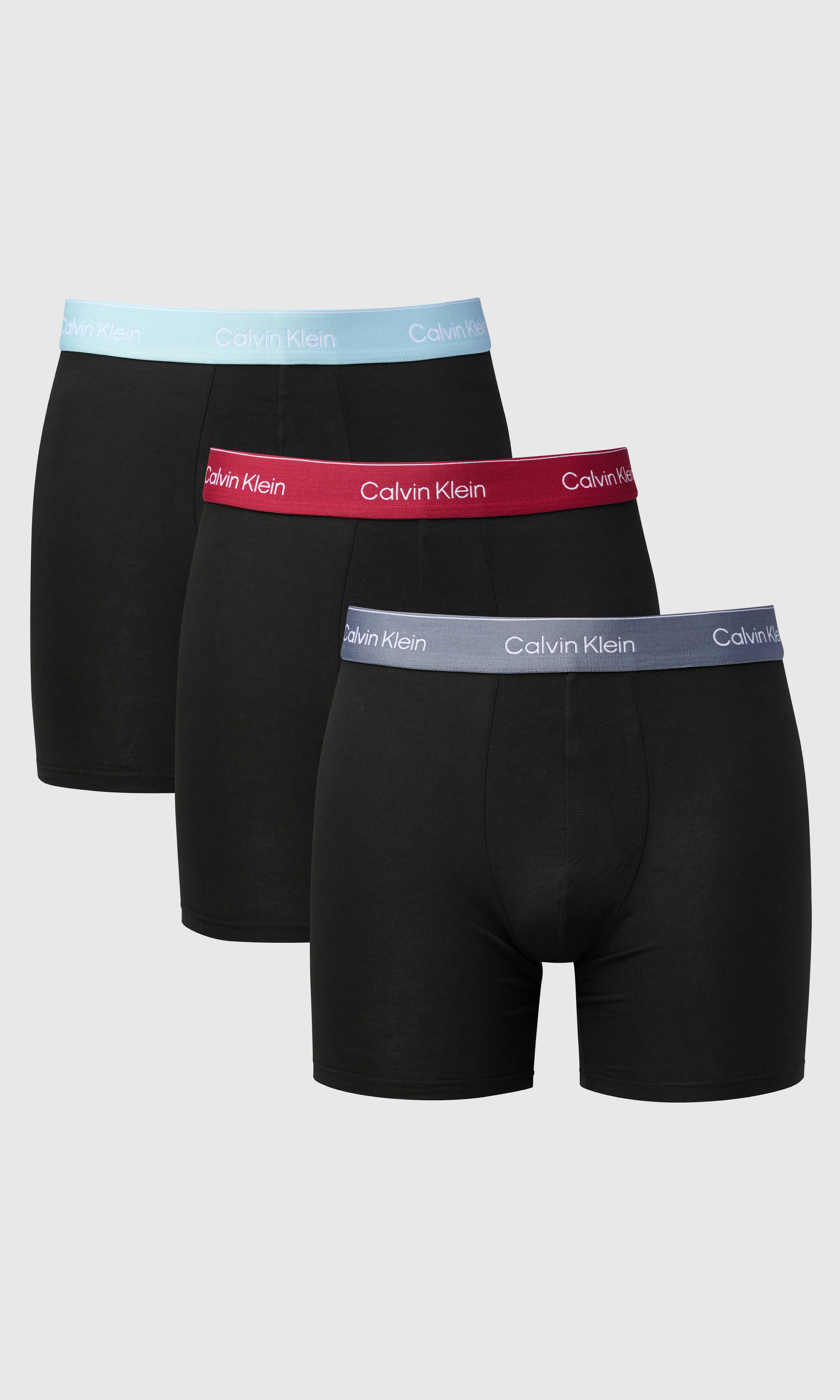 cku_lv00nb43944nk_black_3P Bo. Front. Flat.