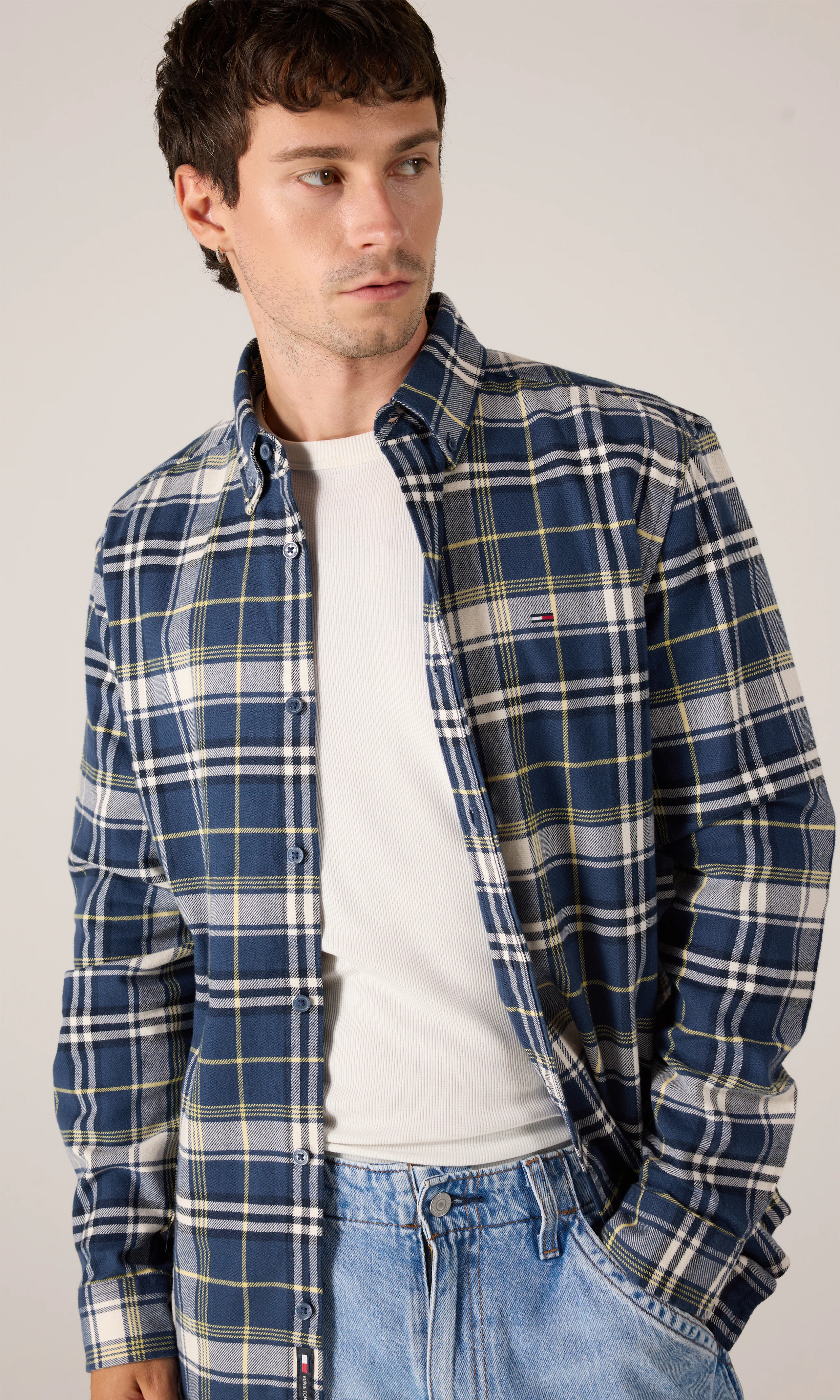 Regular Flannel Check Skjorta. Front. Model.