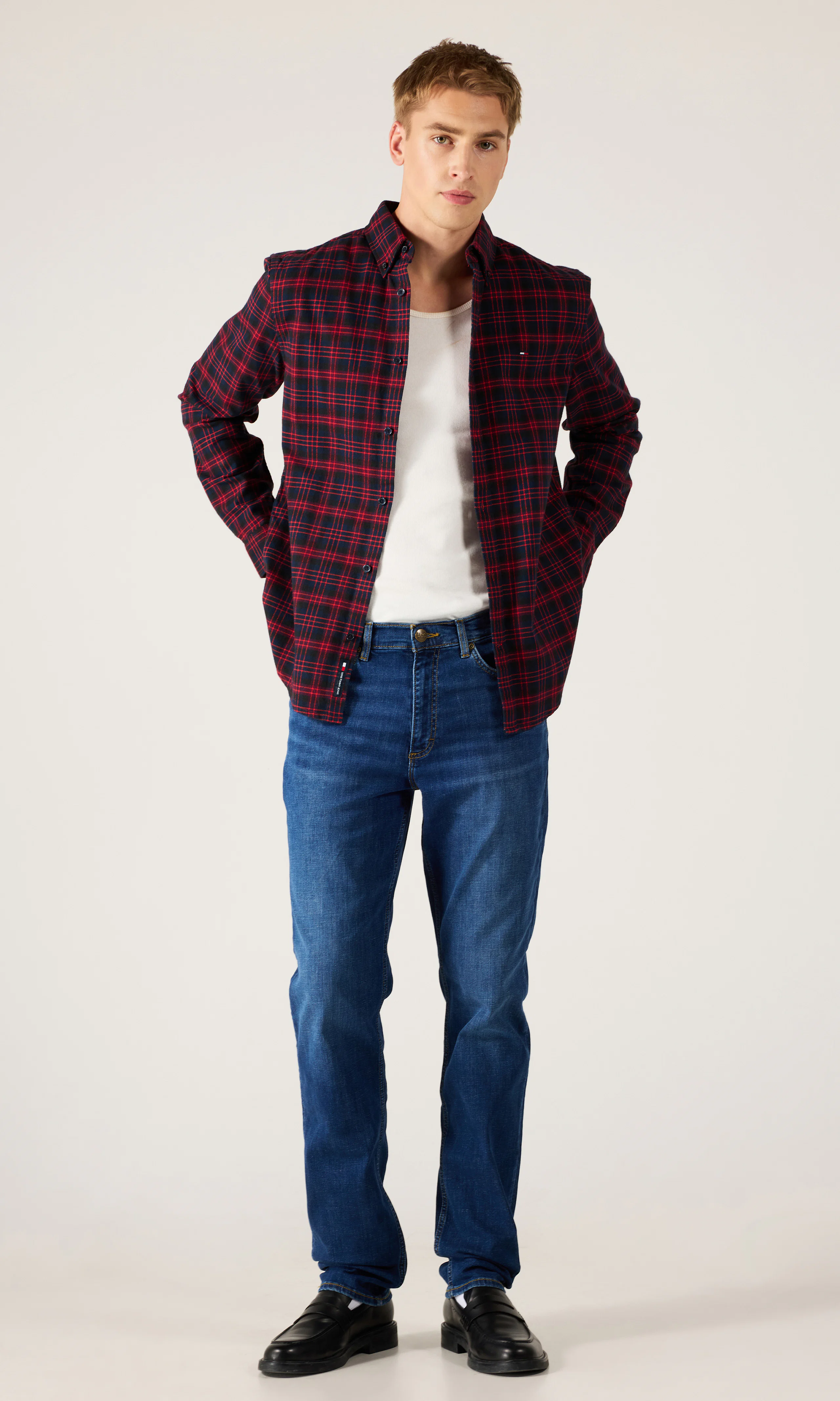 Regular Flannel Check Skjorta. Front 1. Model.