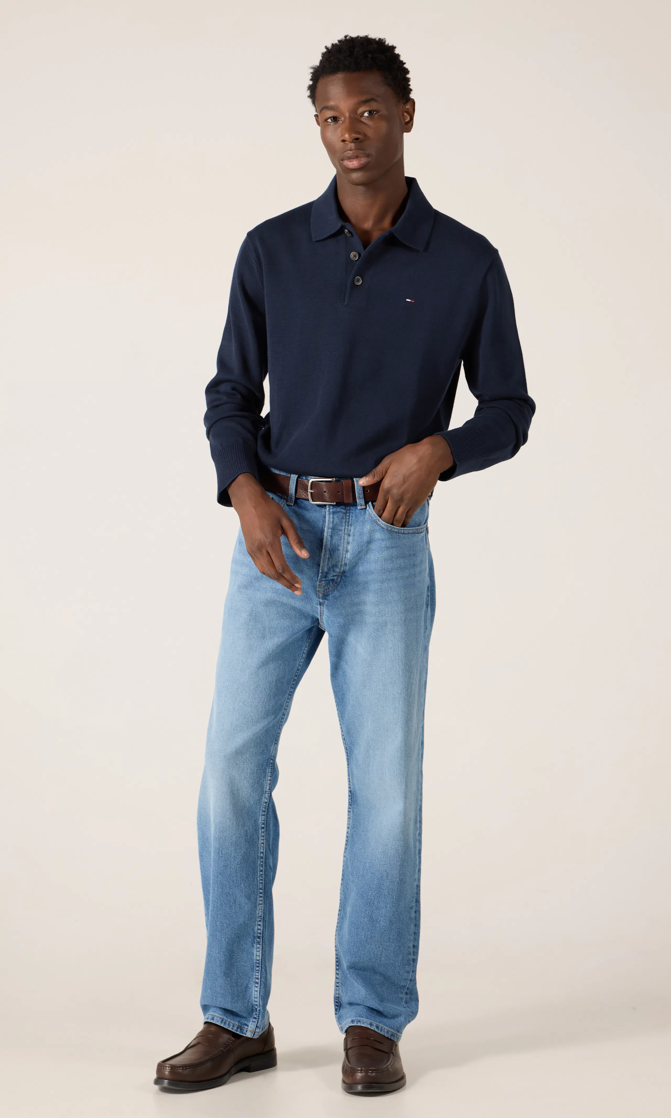 Slim Essential Polo Long Sleeve. Front 1. Model.