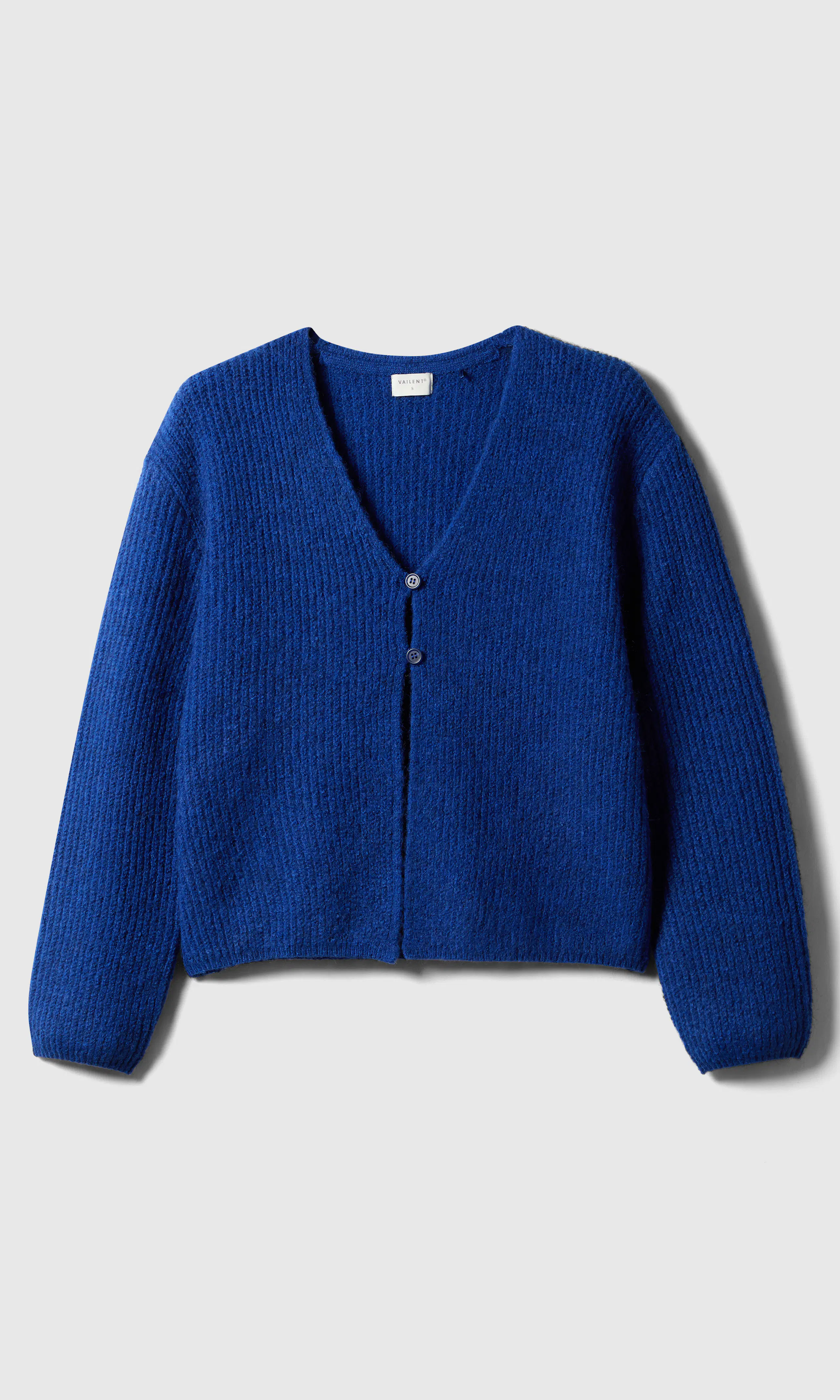 Fia Stickad Cardigan. Front. Flat.