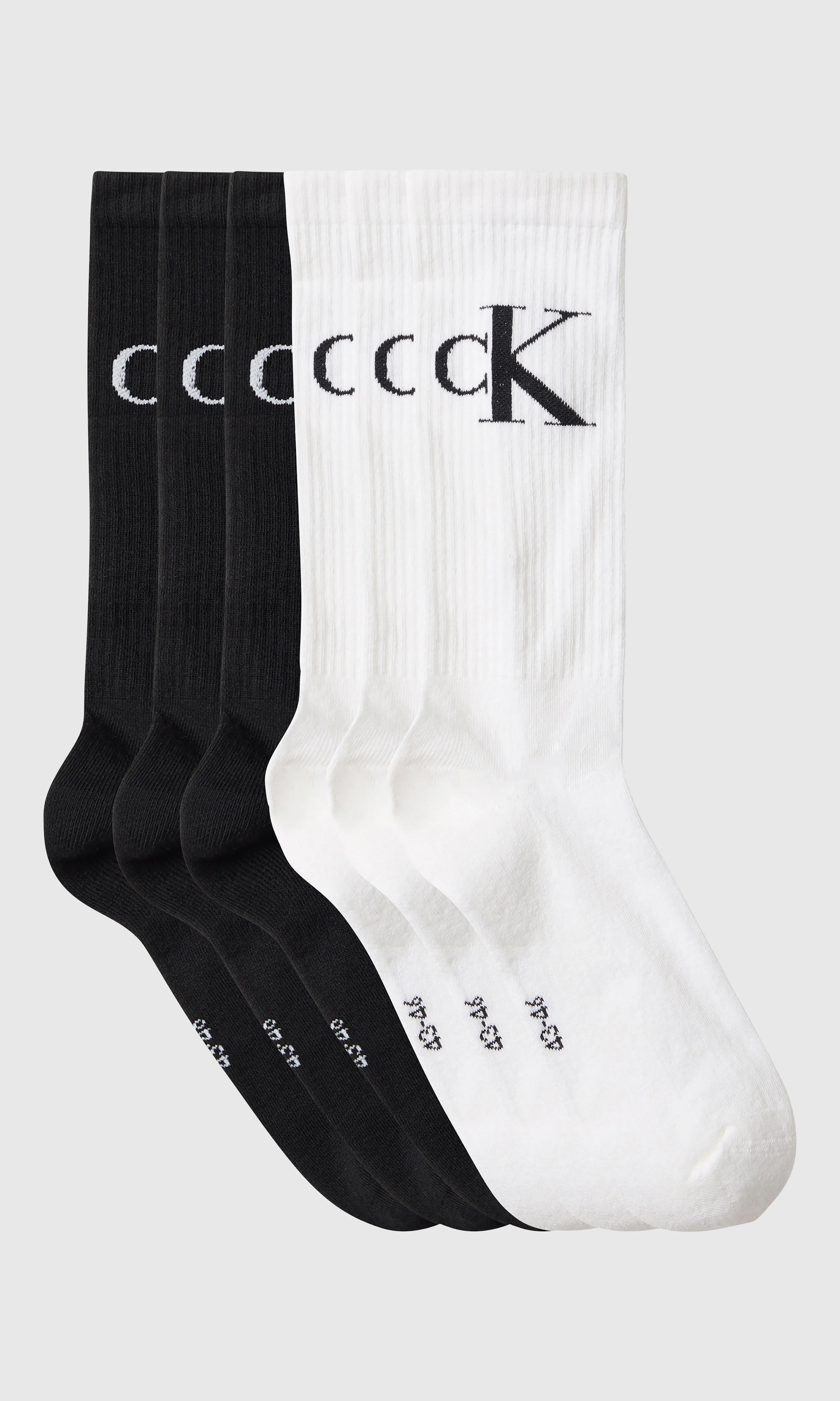 6-Pack Monogram Sokk. Front. Flat.