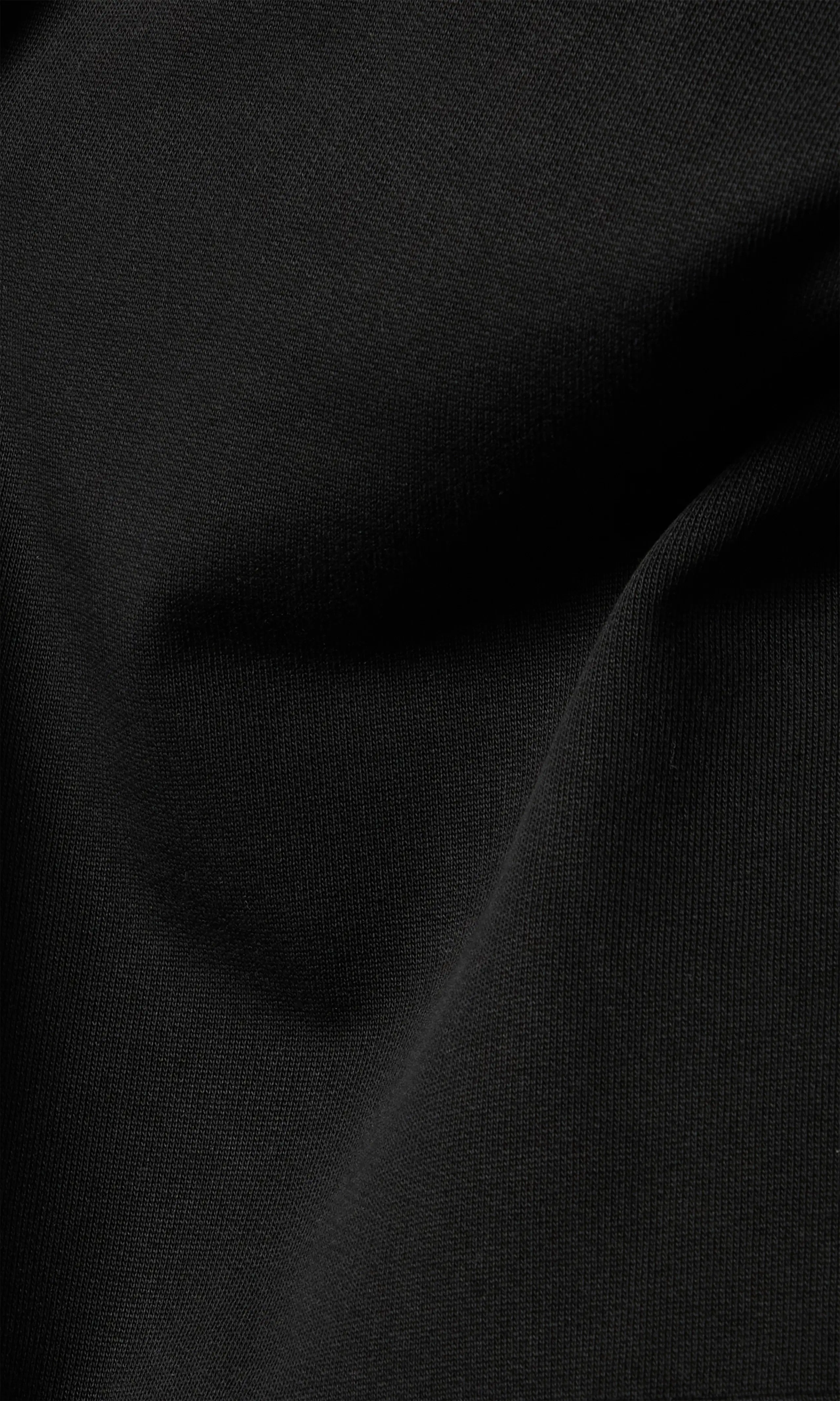 Ape Hooded Musta Huppari. Detail 1. Flat.