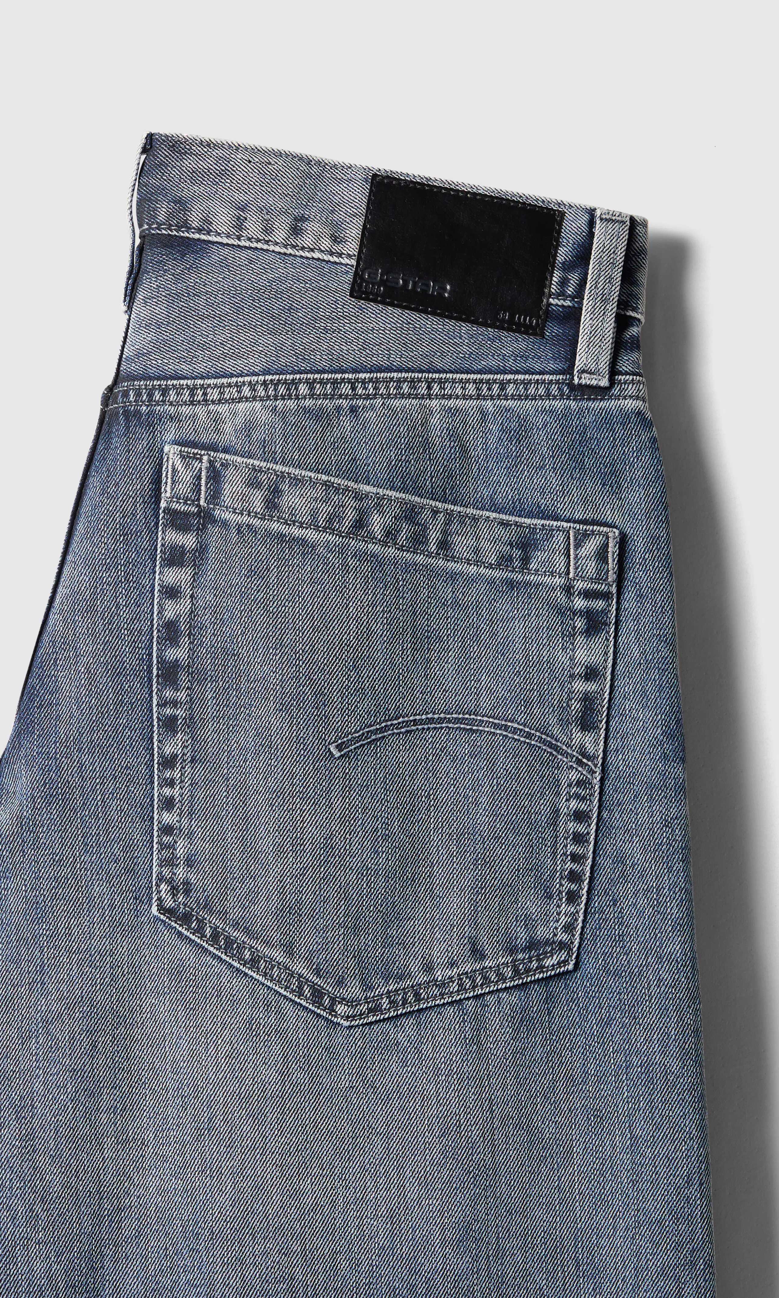 Deeggie Relaxed Straight Medium Blå Jeans. Detail 1. Flat.
