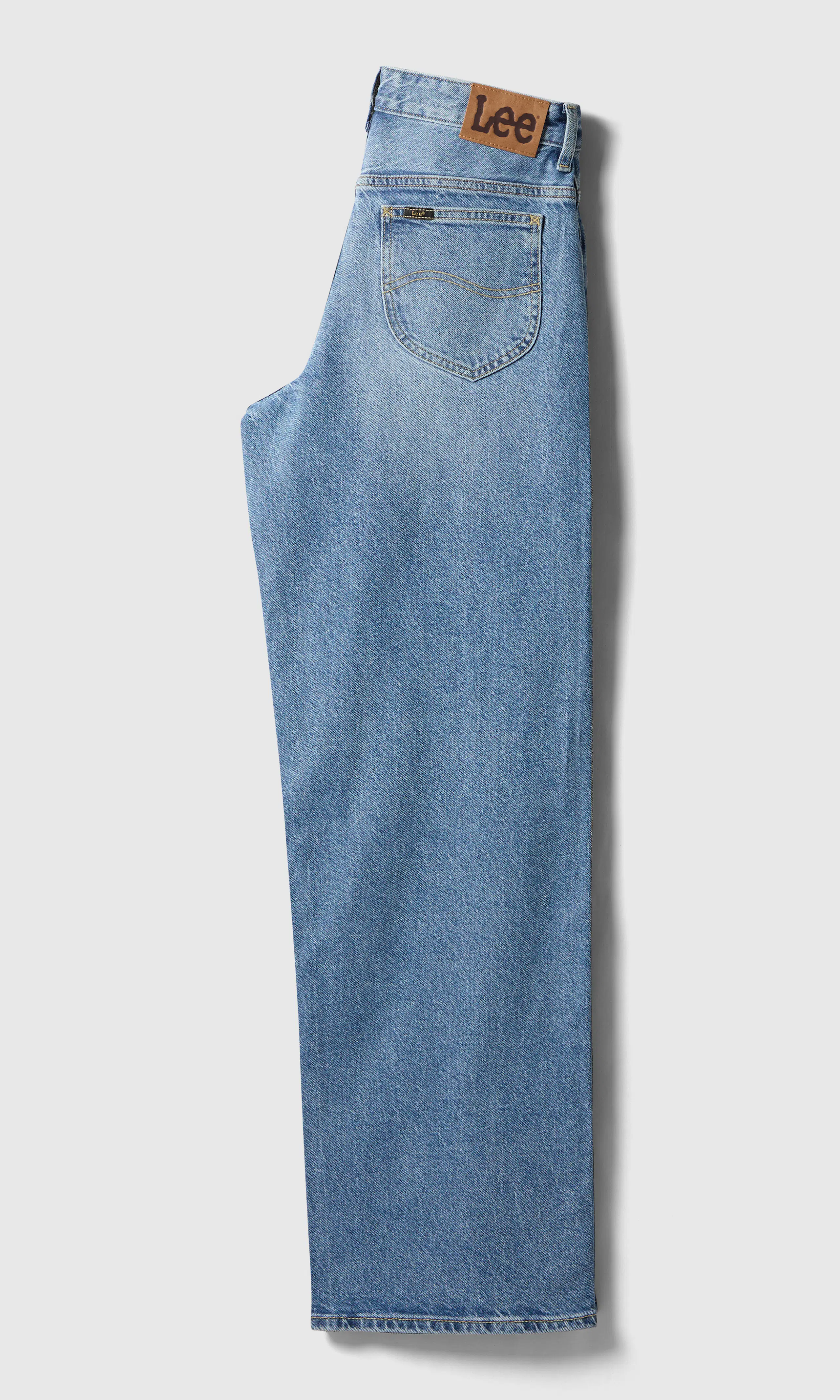 Rider Loose Jeans. Back. Flat.